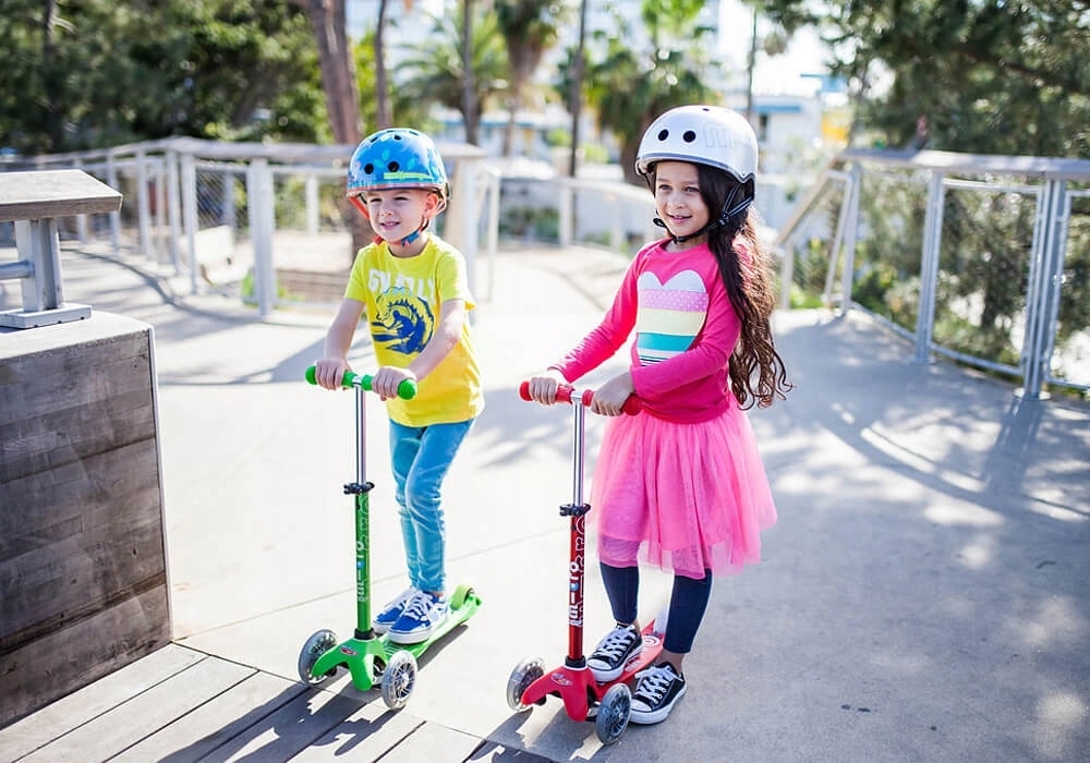 Hulajnoga Mini Micro Deluxe LED Aqua koła LED Hamulec tak