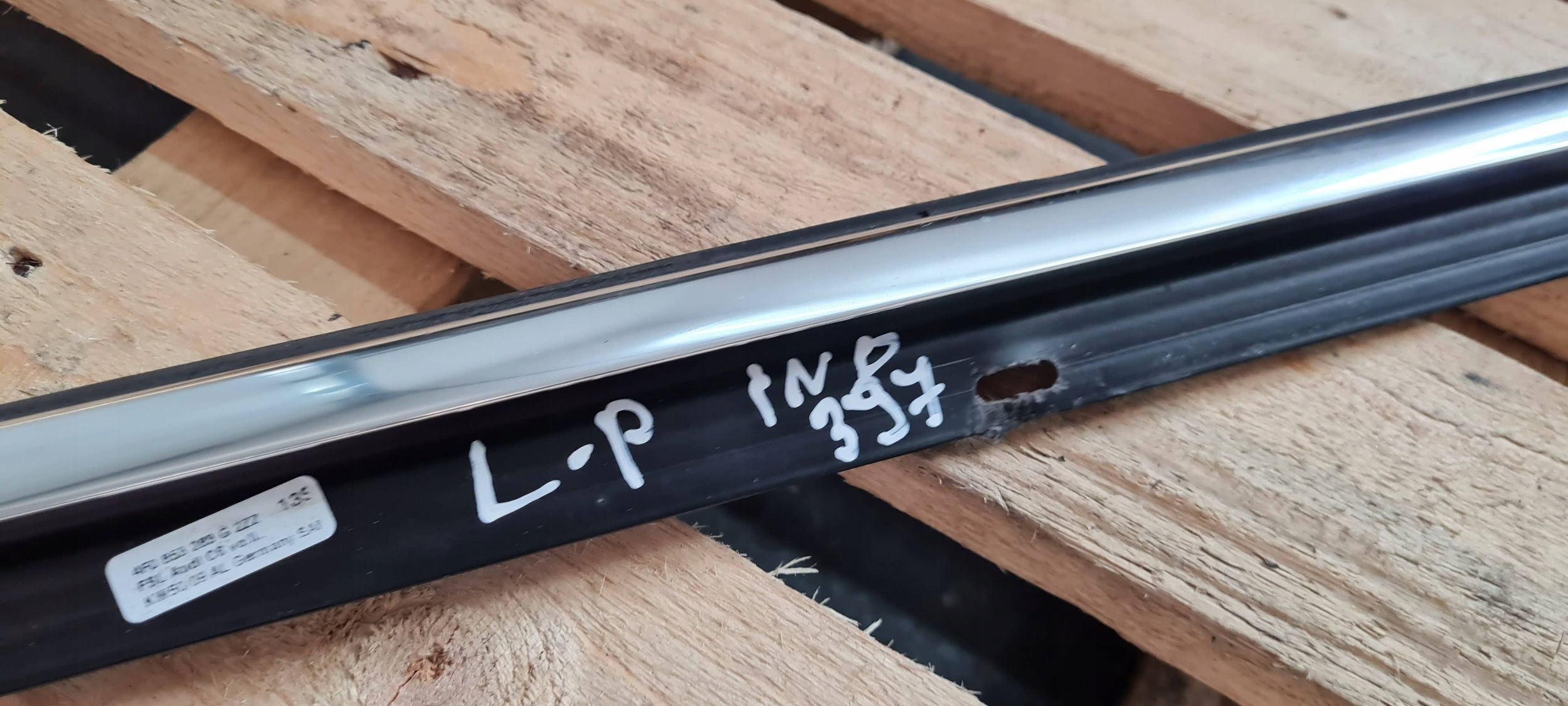 A6 C6 LIFT moulding door dust left left front CHROM 4F0853283G