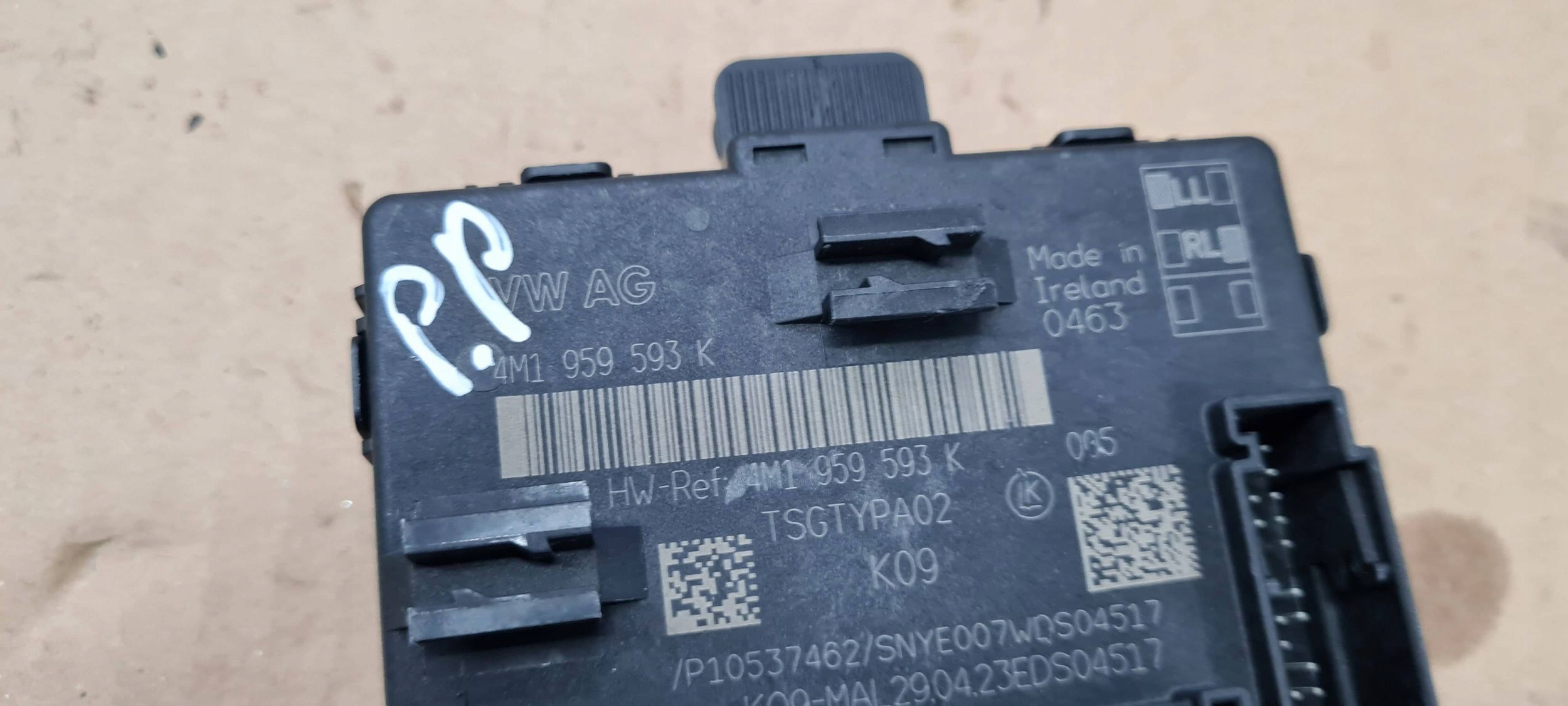 A6 C8 4K module control unit door front 4M1959593K A7 4K Q8 4M Q7