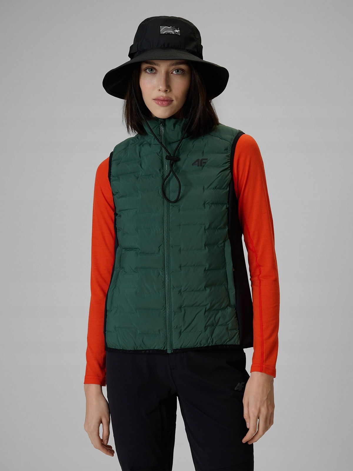 Dámská bunda Vesta 4F khaki, úzká, Primaloft, lehká, velikost M