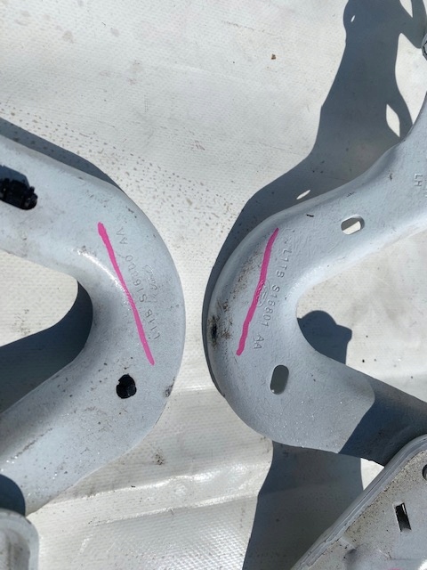 FORD PUMA MK2 bonnet hinges right left