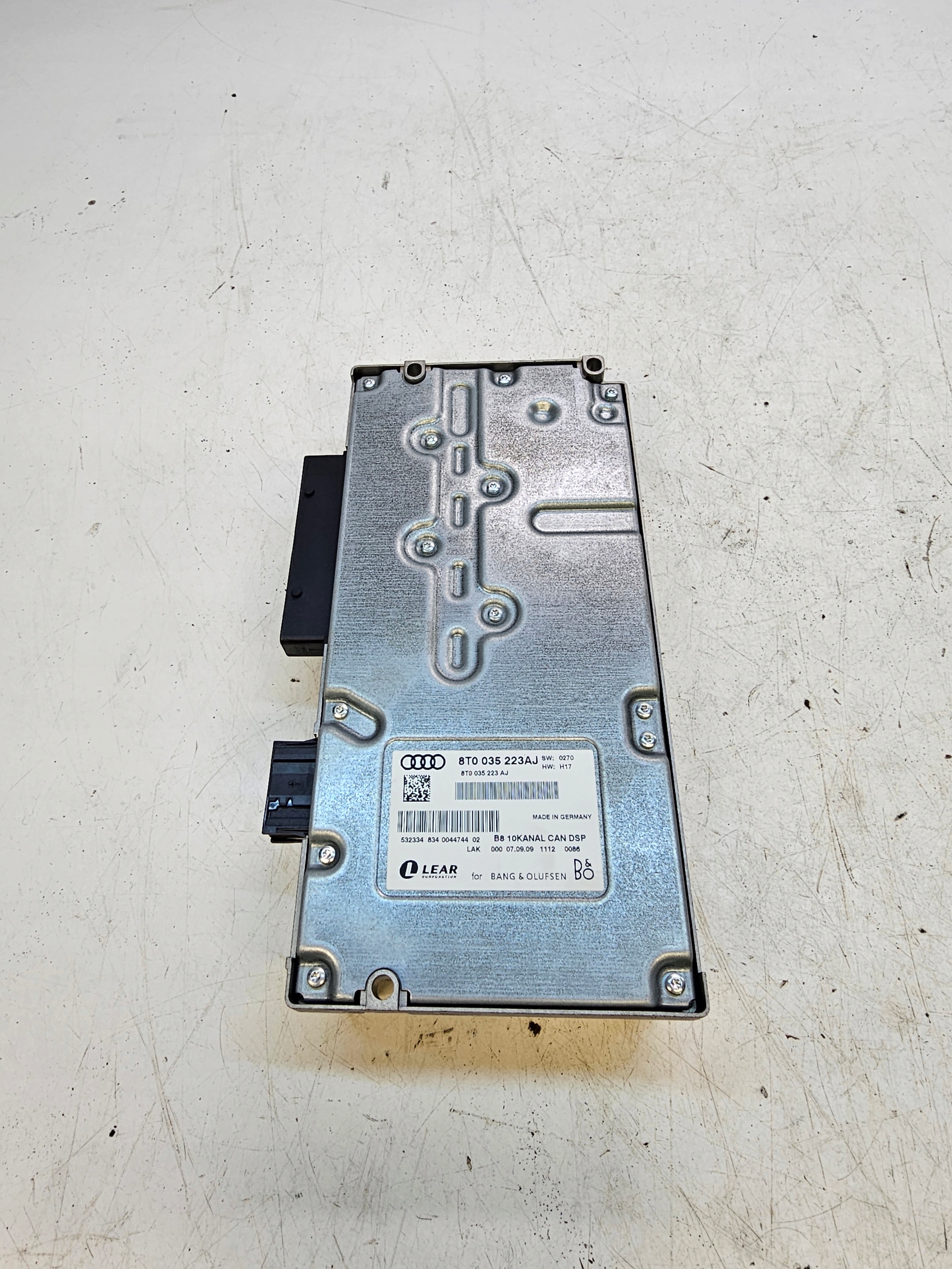amplifier bang OLUFSEN AUDI A4 A5 Q5 8T0035223AJ