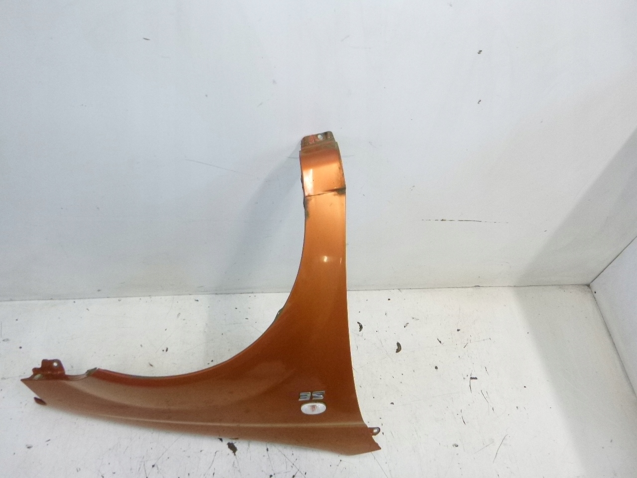 PARAFANGO DESTRA DAEWOO KALOS 54U 09R.