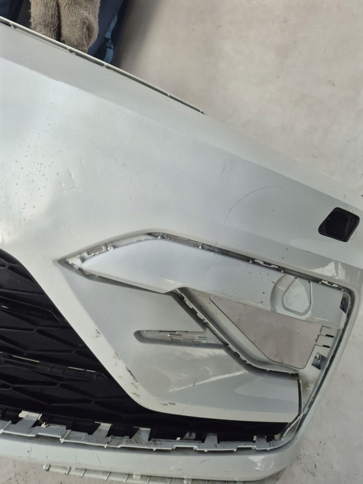 VW TOURAN II 2 R-LINE 15- bumper front front washer PDC