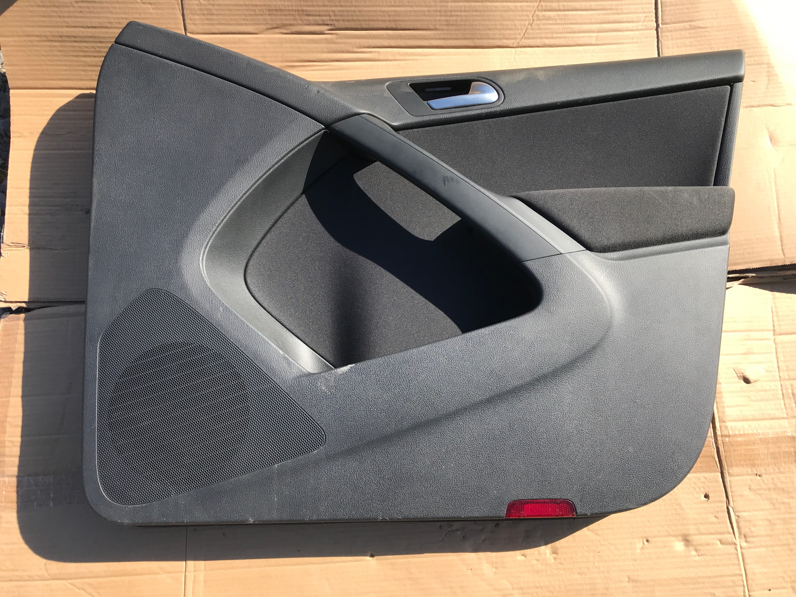 side door right front VW TIGUAN LIFT 5N0867012B