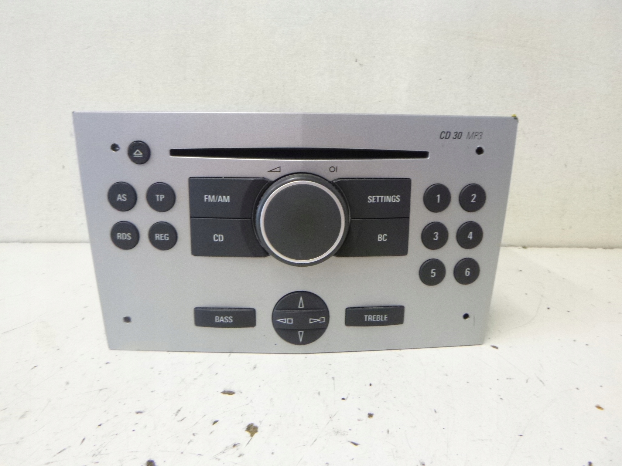 Radio CD30 + display Opel Zafira B 06r.