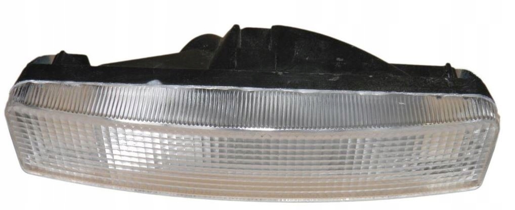 LAMPA LAMPKA DASZKA W BLENDĘ SCANIA 4 R124 94 114