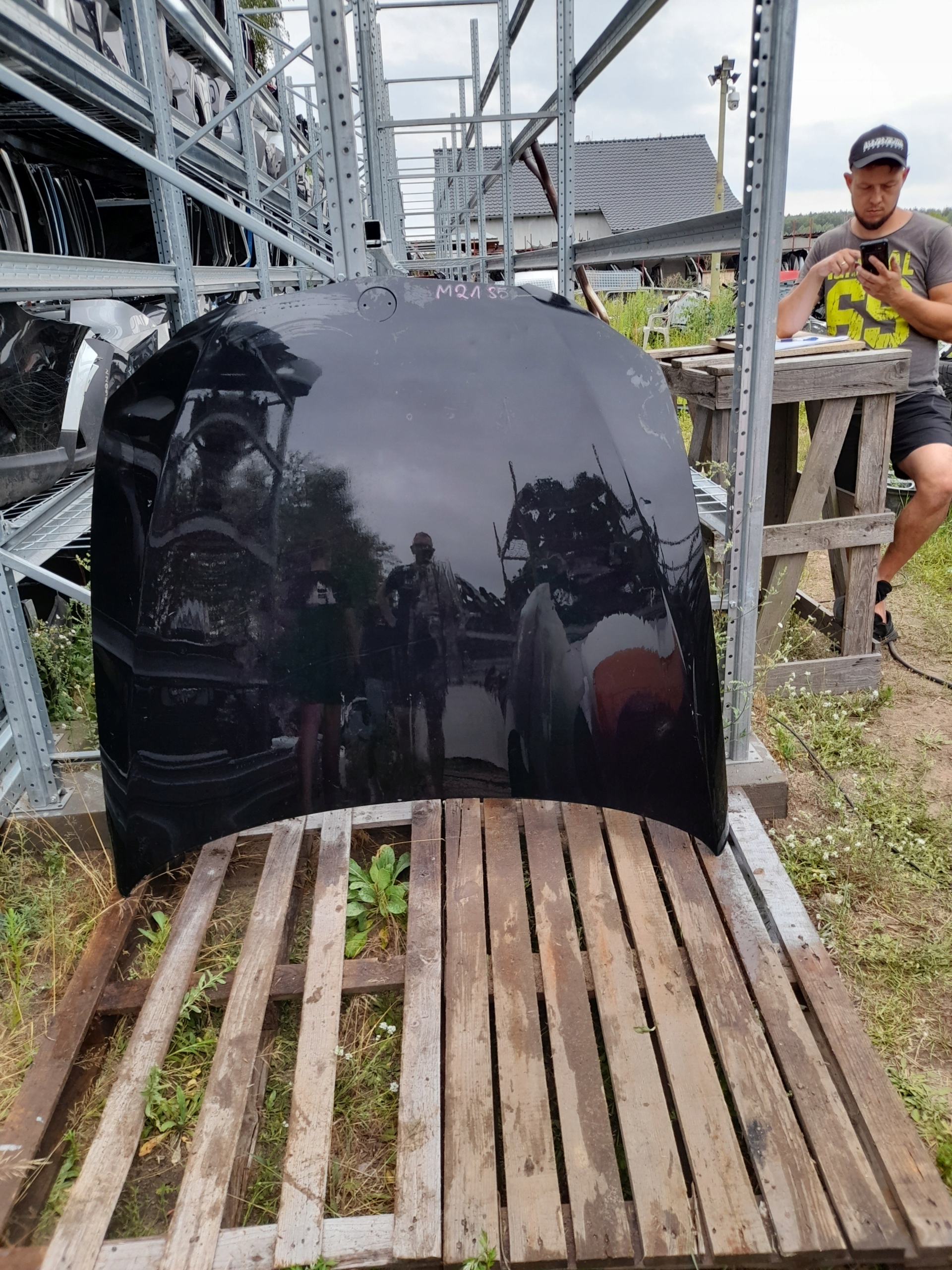 BMW OE 41617168514 капот