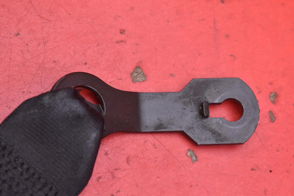Gurten Sicherheits links vorne Spanner 566339301 AUDI A8 D2 94-99