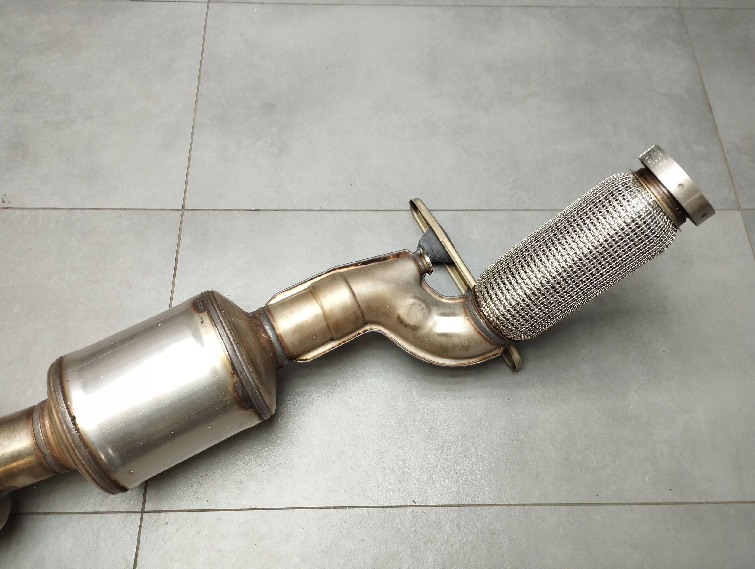 Volkswagen Tiguan 2025 III filter czastek DPF catalyst 05L131701AE