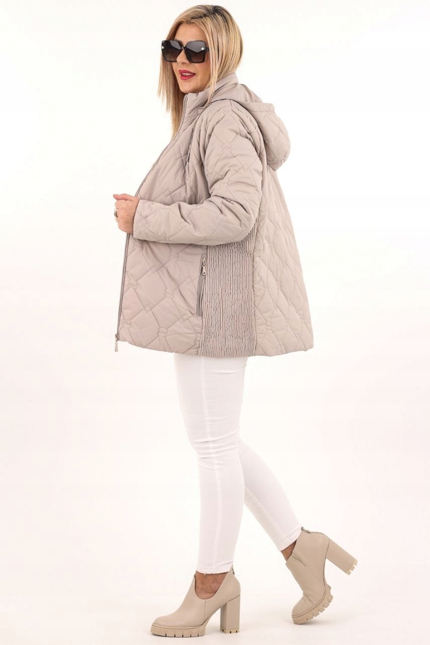 KURTKA PRZEJŚCIOWA DAMSKA Z KAPTUREM LEKKA PIKOWANA OVERSIZE DUŻE ROZMIARY Marka FEMIMODA