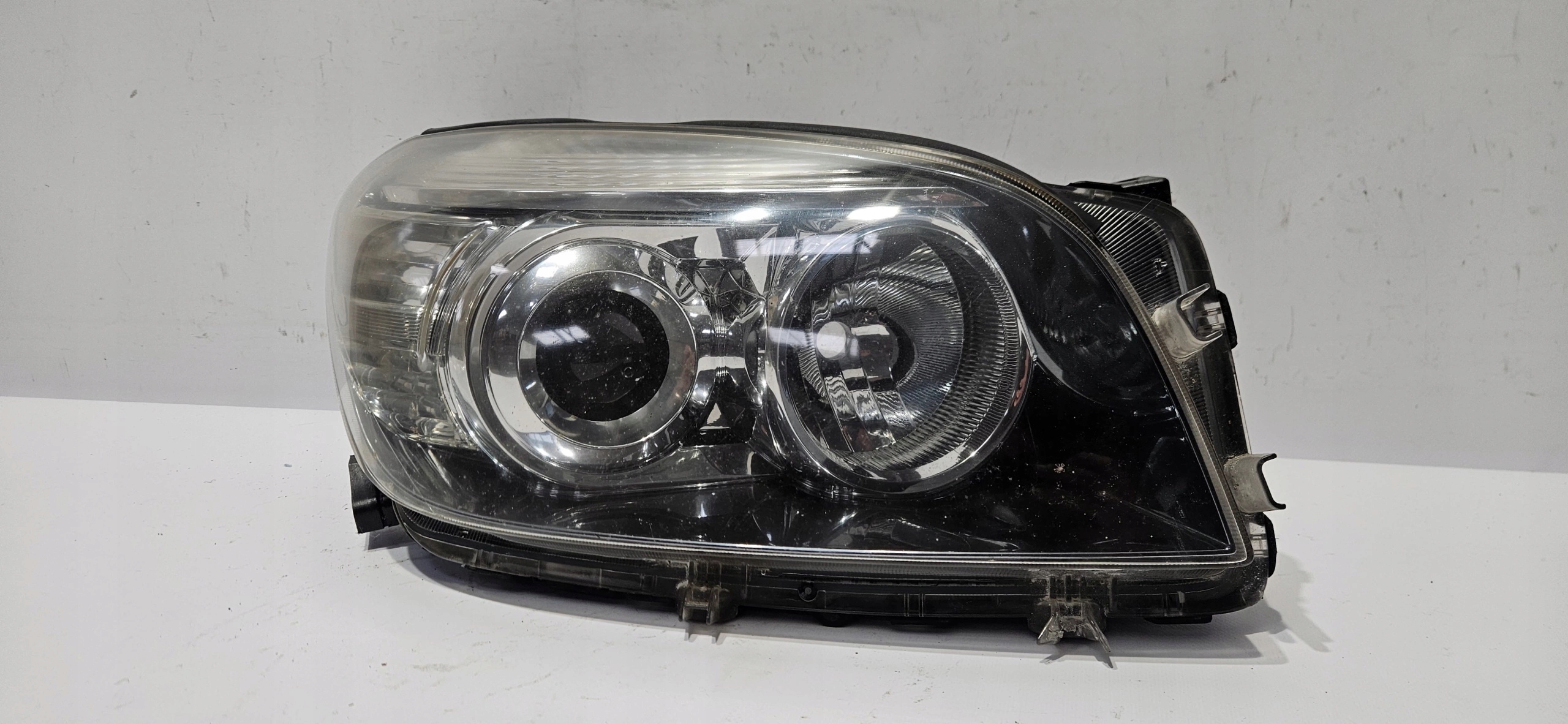 light right front lens TOYOTA RAV4 III 09