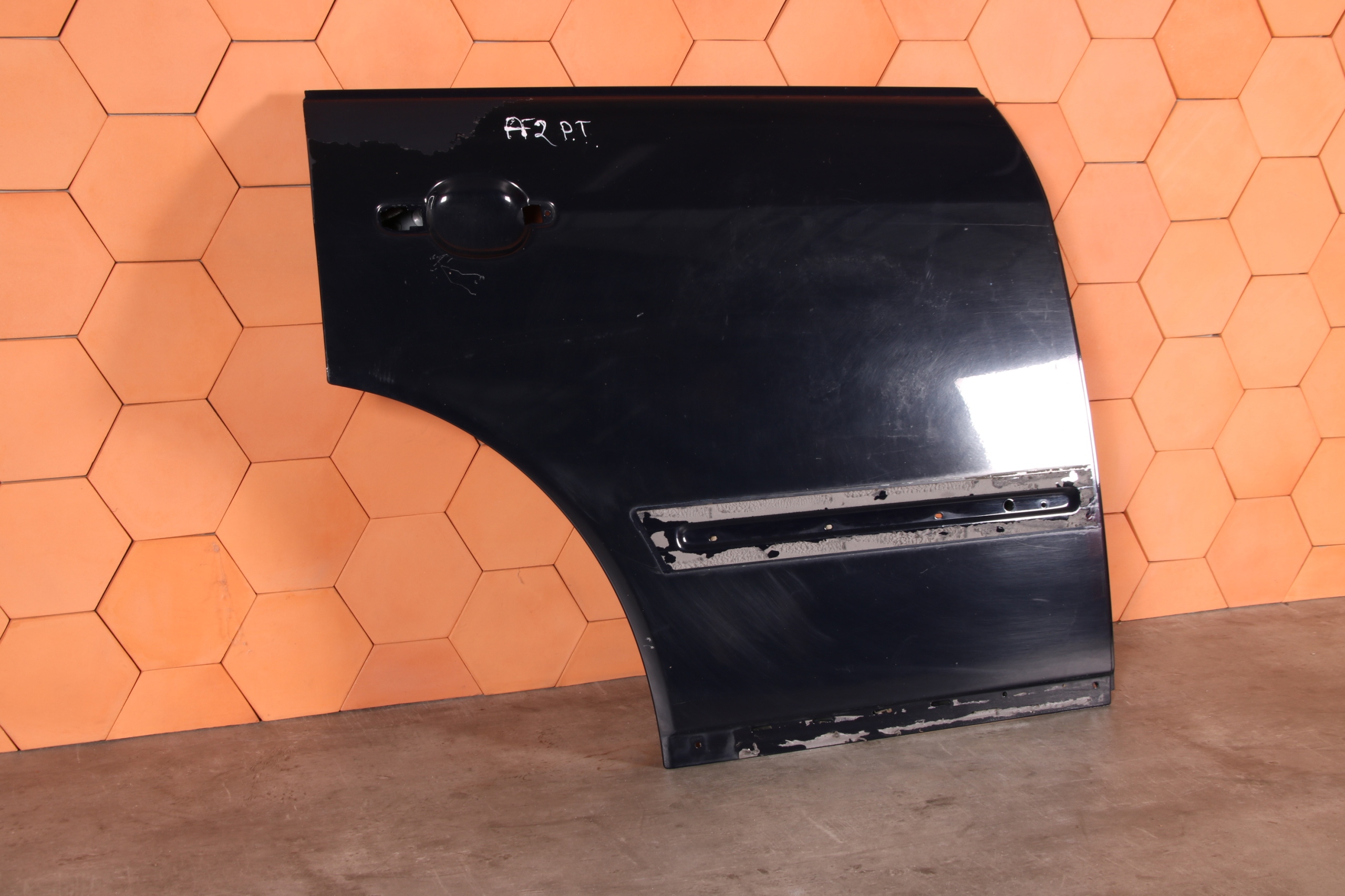 AUDI A2 door right rear part right rear.