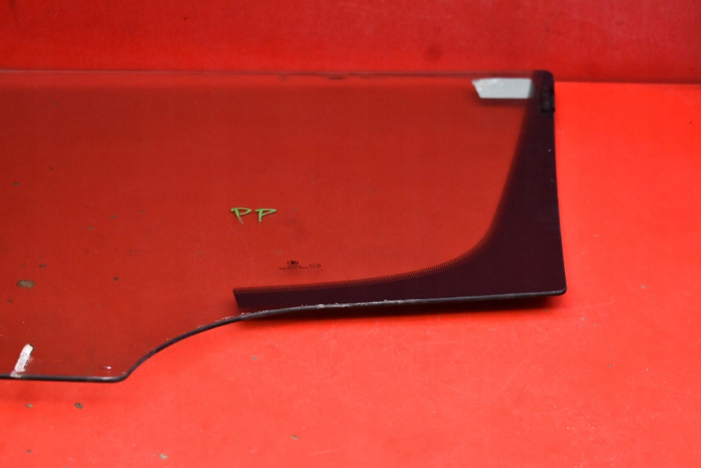 window side right front front SKODA YETI 1 and LIFT 13-18