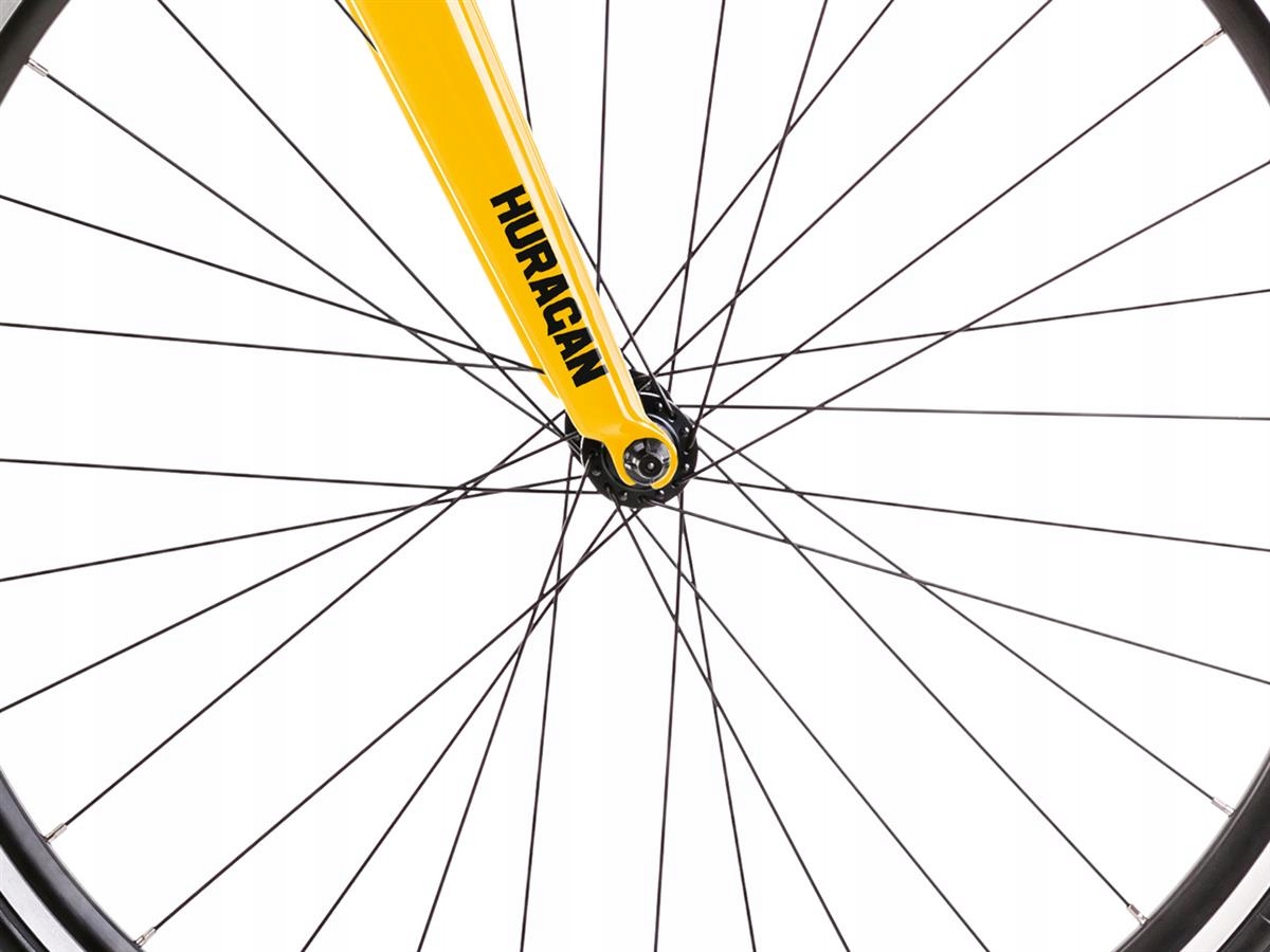 2328F01 - 47 XS Rower ROMET Huragan 2 czarno-żółty Kod producenta R23C-SZO-28-47-2F01A