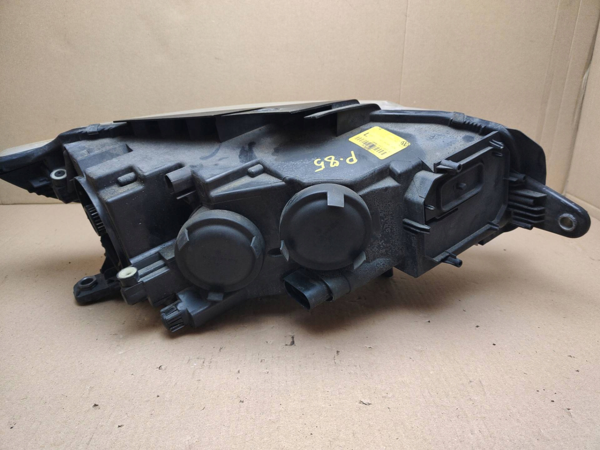 light front left side Volkswagen Passat CC 2009 0302529001