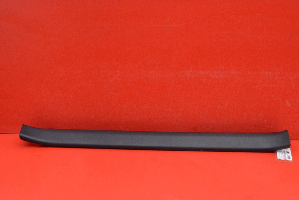moulding threshold right front 67913-52210 TOYOTA YARIS 4 IV GR 20