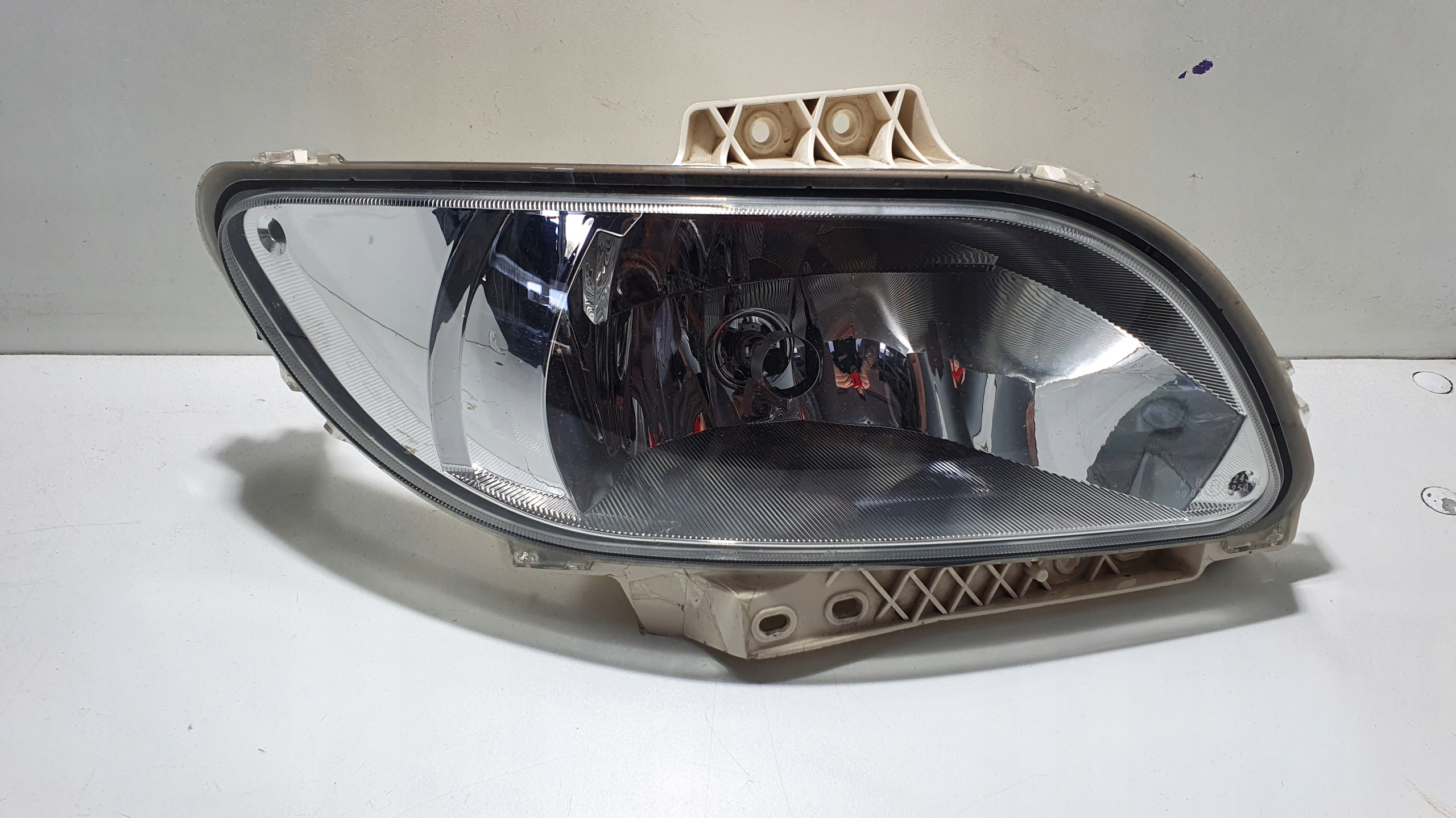 17601902 176019-02 - Галогенная лампа передний правый DAF XF 106 евро 6