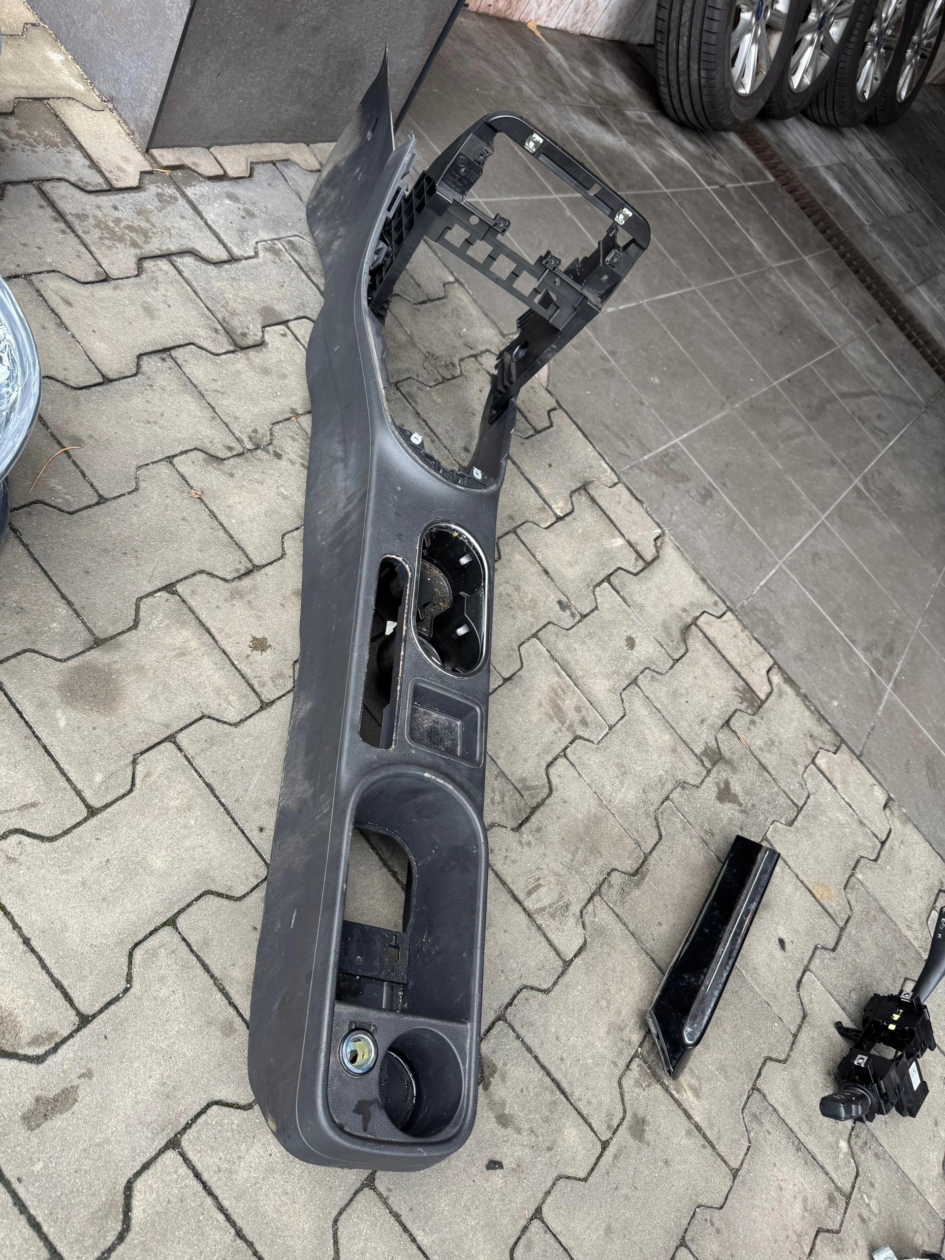 TUNEL mitte VW BEETLE 5C 5C5863476A EUROPA