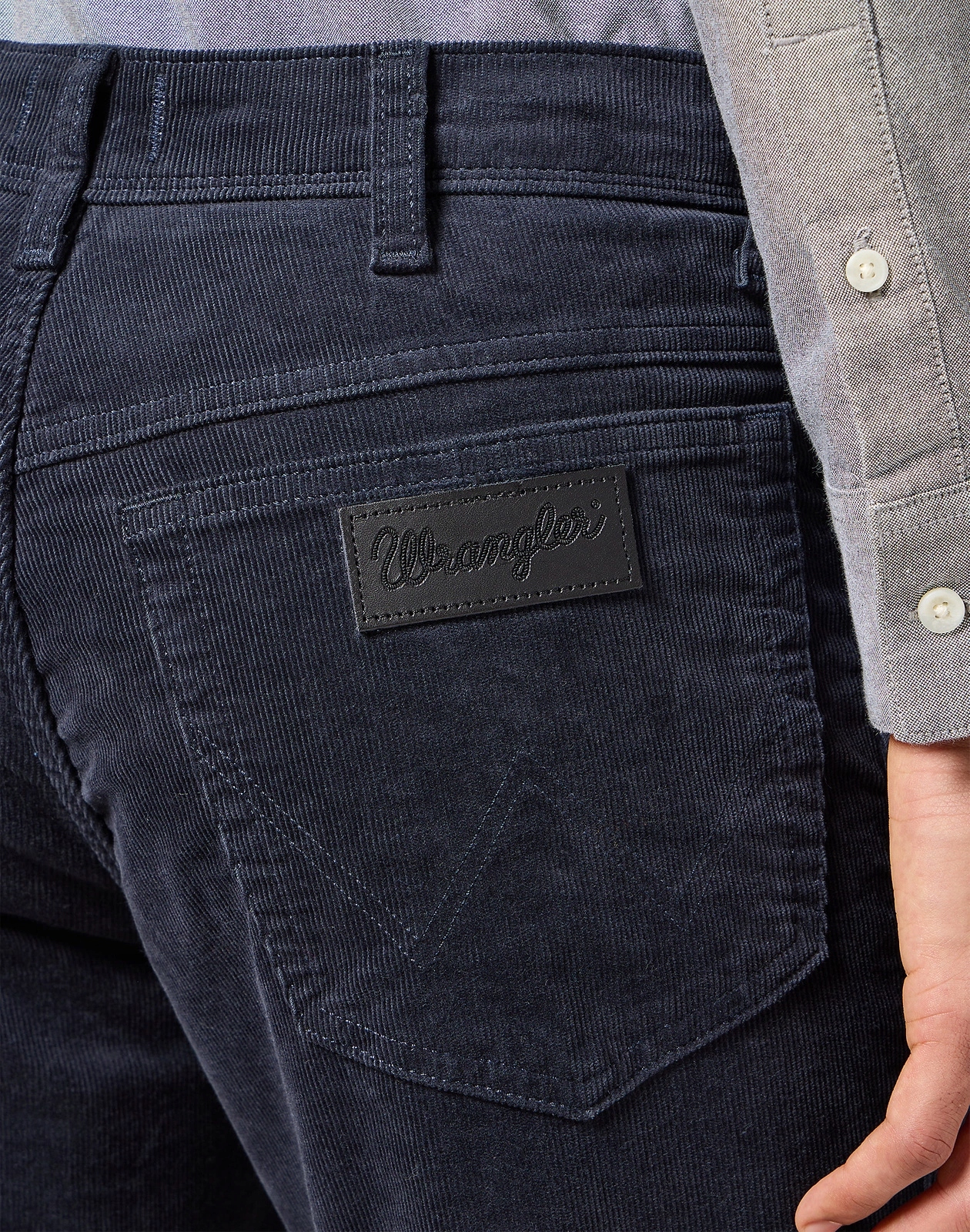 WRANGLER TEXAS SLIM DARK NAVY 112356806 32/30 Rozmiar 32/30