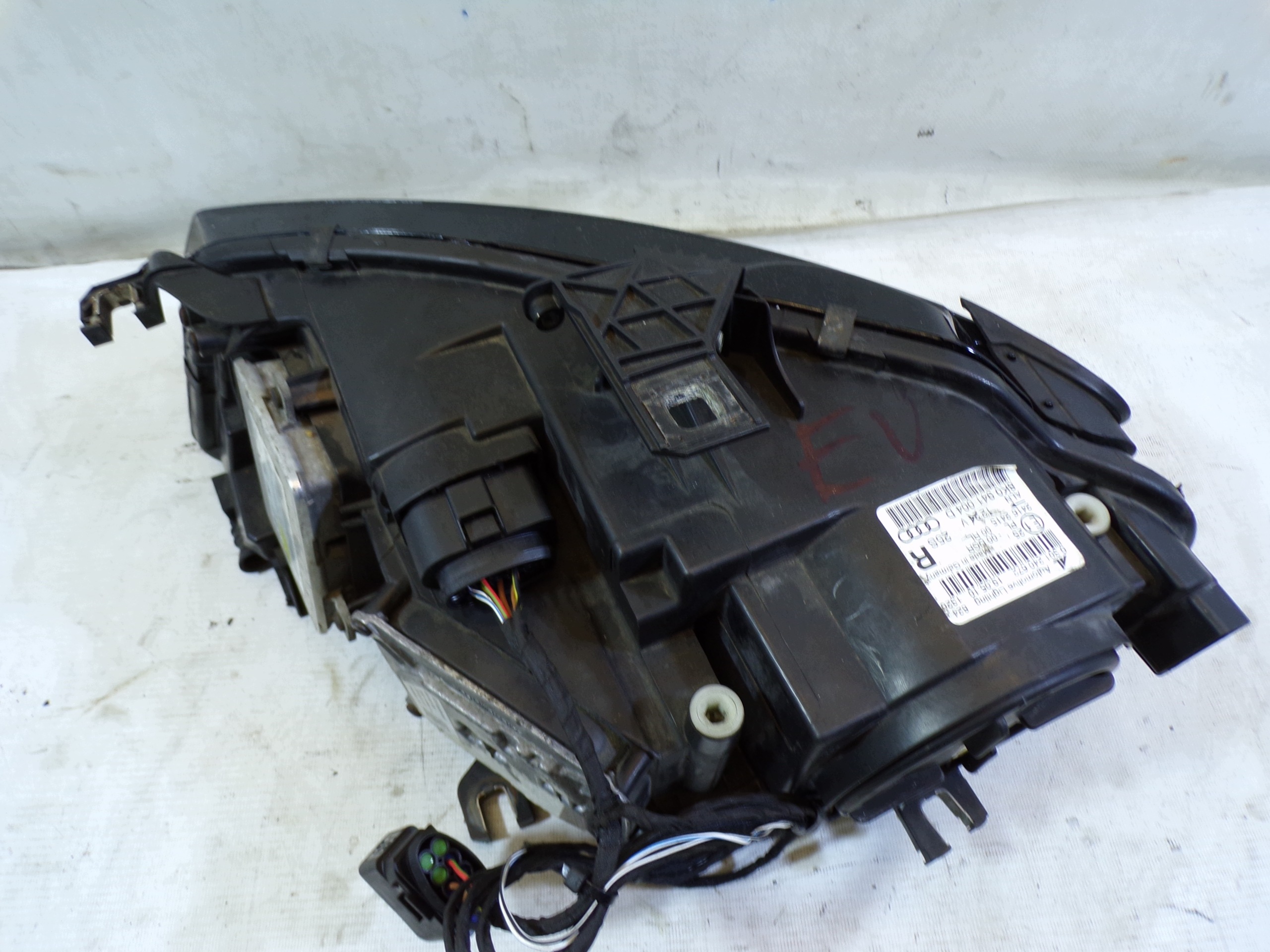 light front front right AUDI A4 B8 XENON (K1)