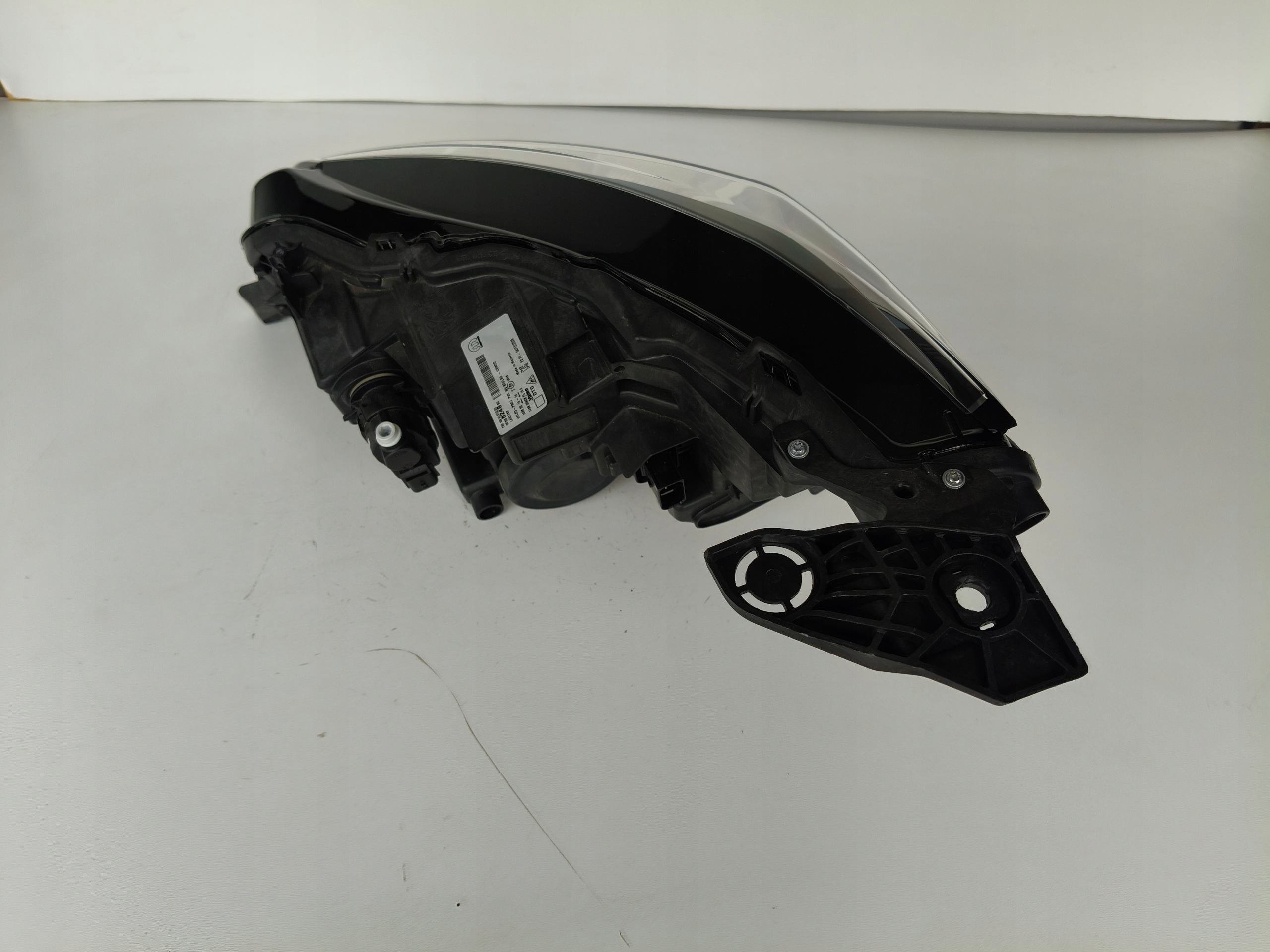 light right REFLEKTOR PEUGEOT 208 2008 II 19- FULL LED