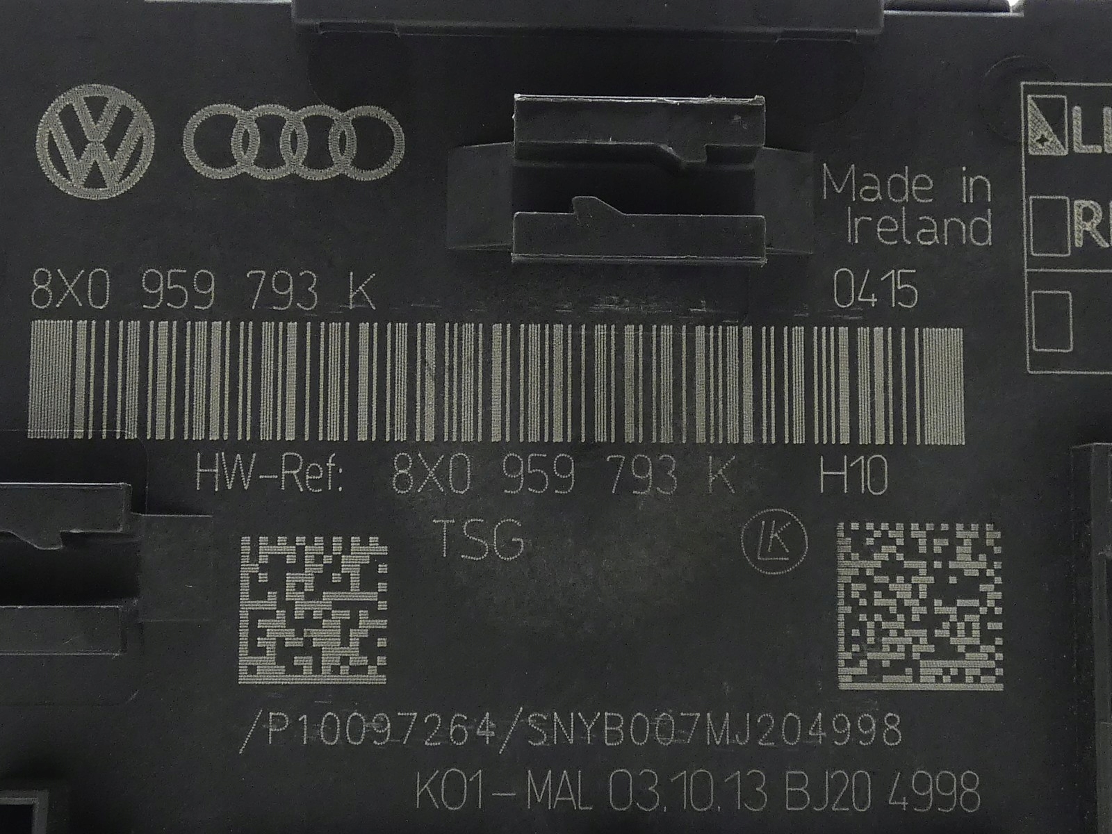 module control unit door AUDI A1 8X Q3 SKODA SUPERB II 8X0959793K