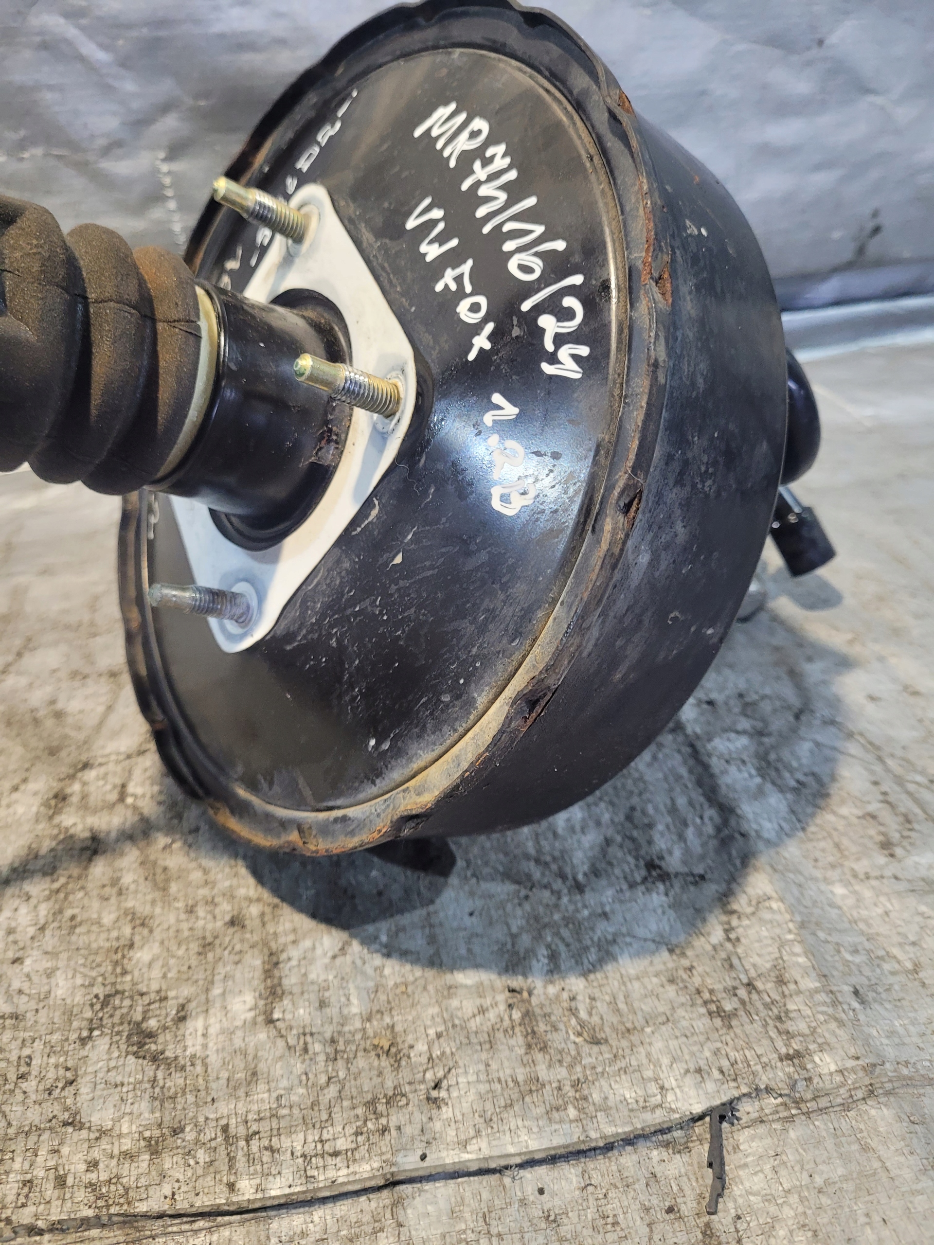 Servo bremsen VOLKSWAGEN FOX 05r. 1.2B