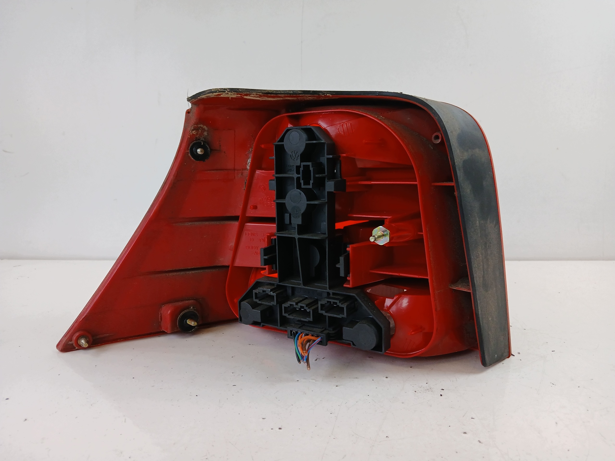 VW GOLF IV HB light right rear part JASNA PACIFIC