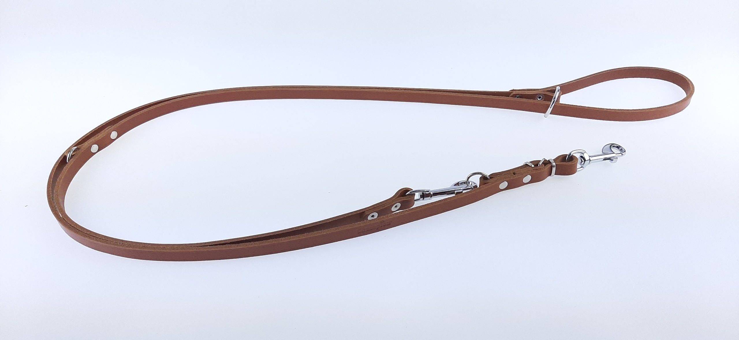 

Smycz reg. Champion skóra 2,4 m/ 1,2 cm. Brązowa