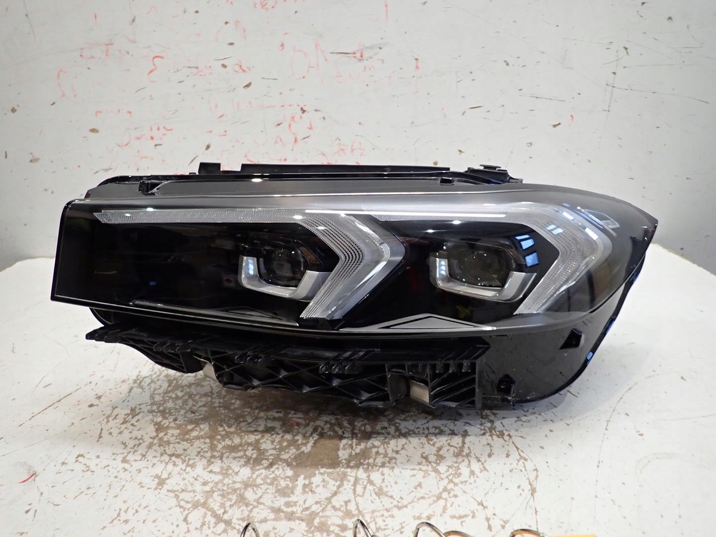light front front left BMW 3 G20 G21 LIFT 2022- FULL LED