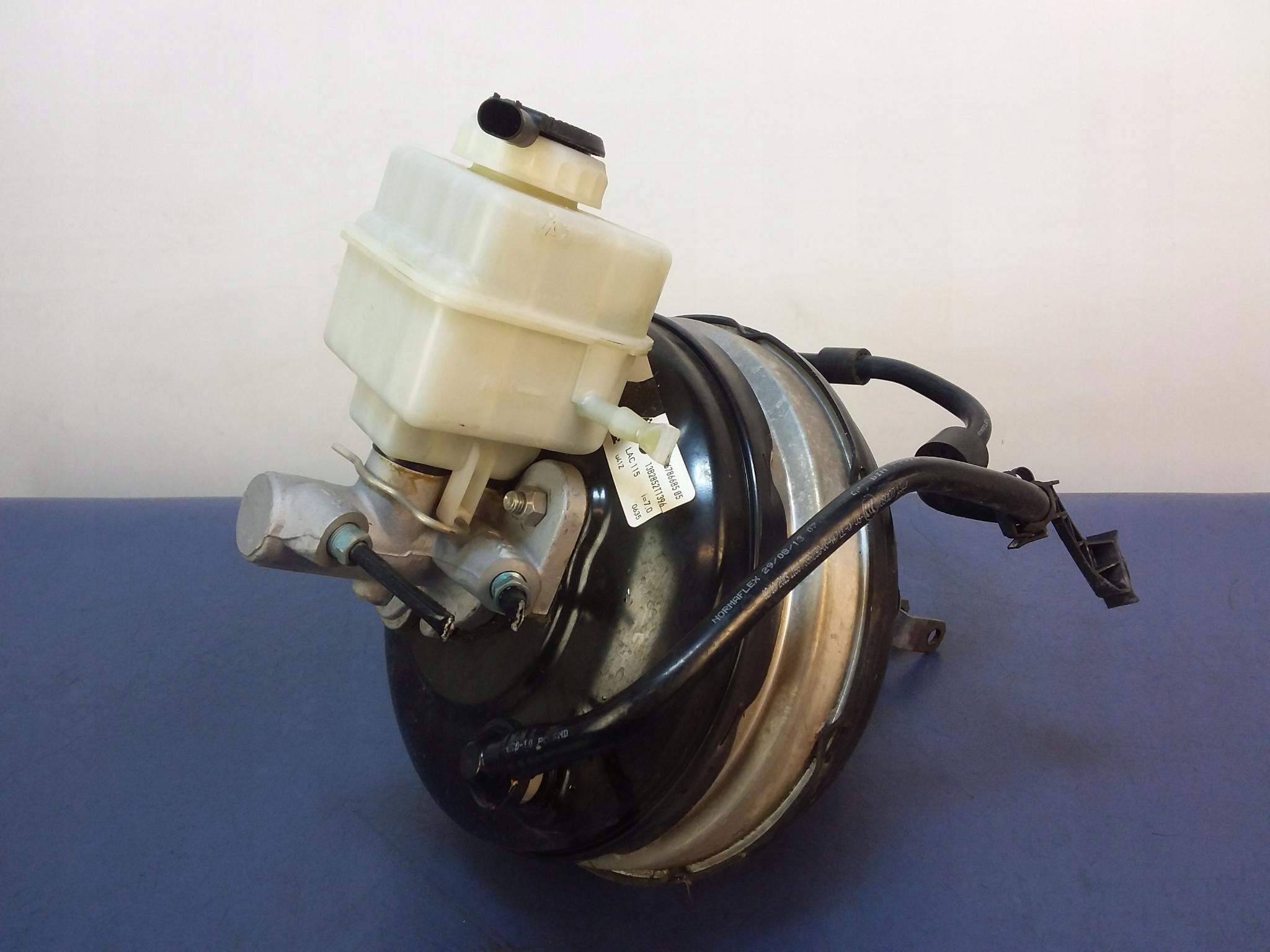 BMW 7 F01 3.0 D гальмівний сервопривід 6786685