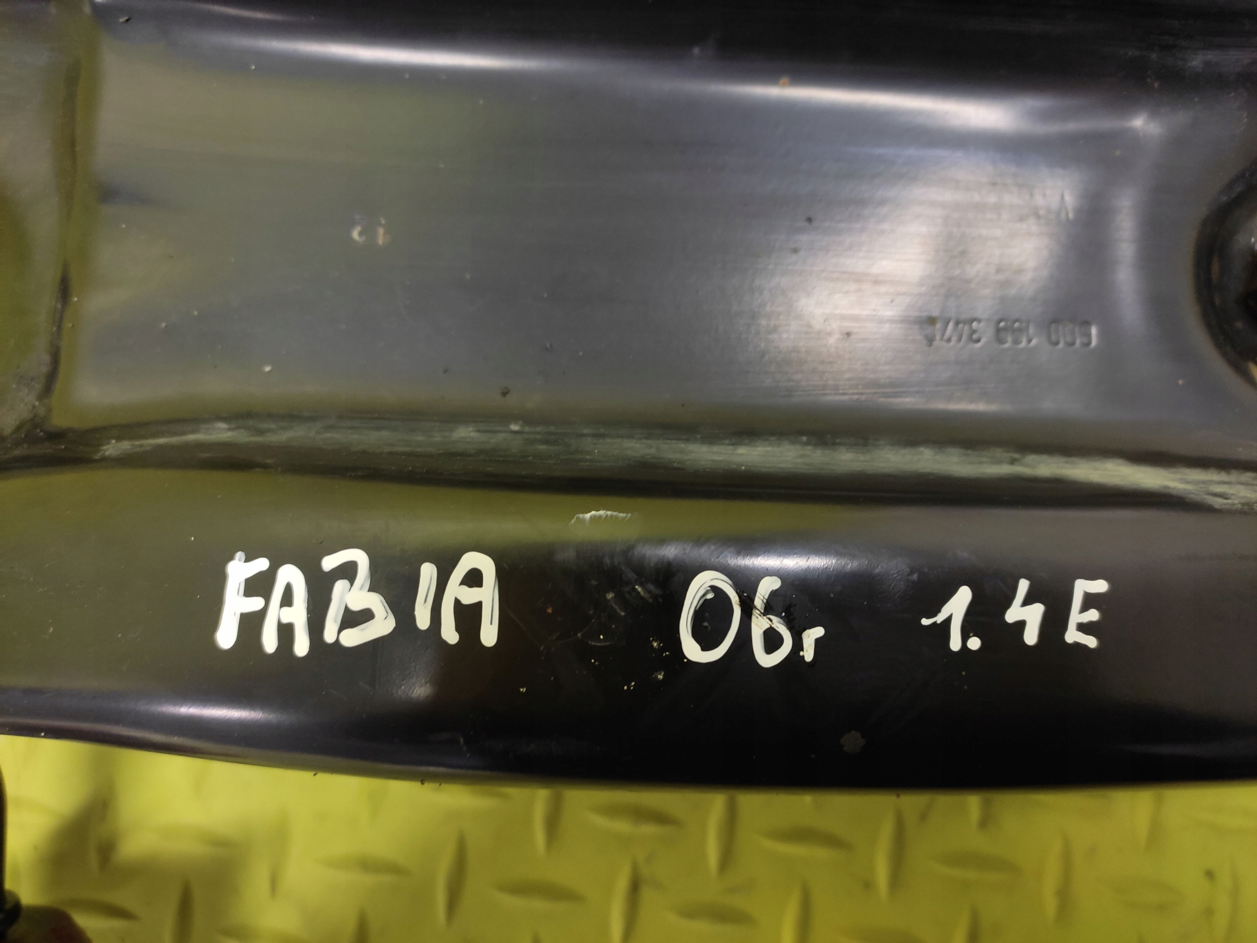 SKODA FABIA 1.6 subframe axle beam axle beam 6Q0199347