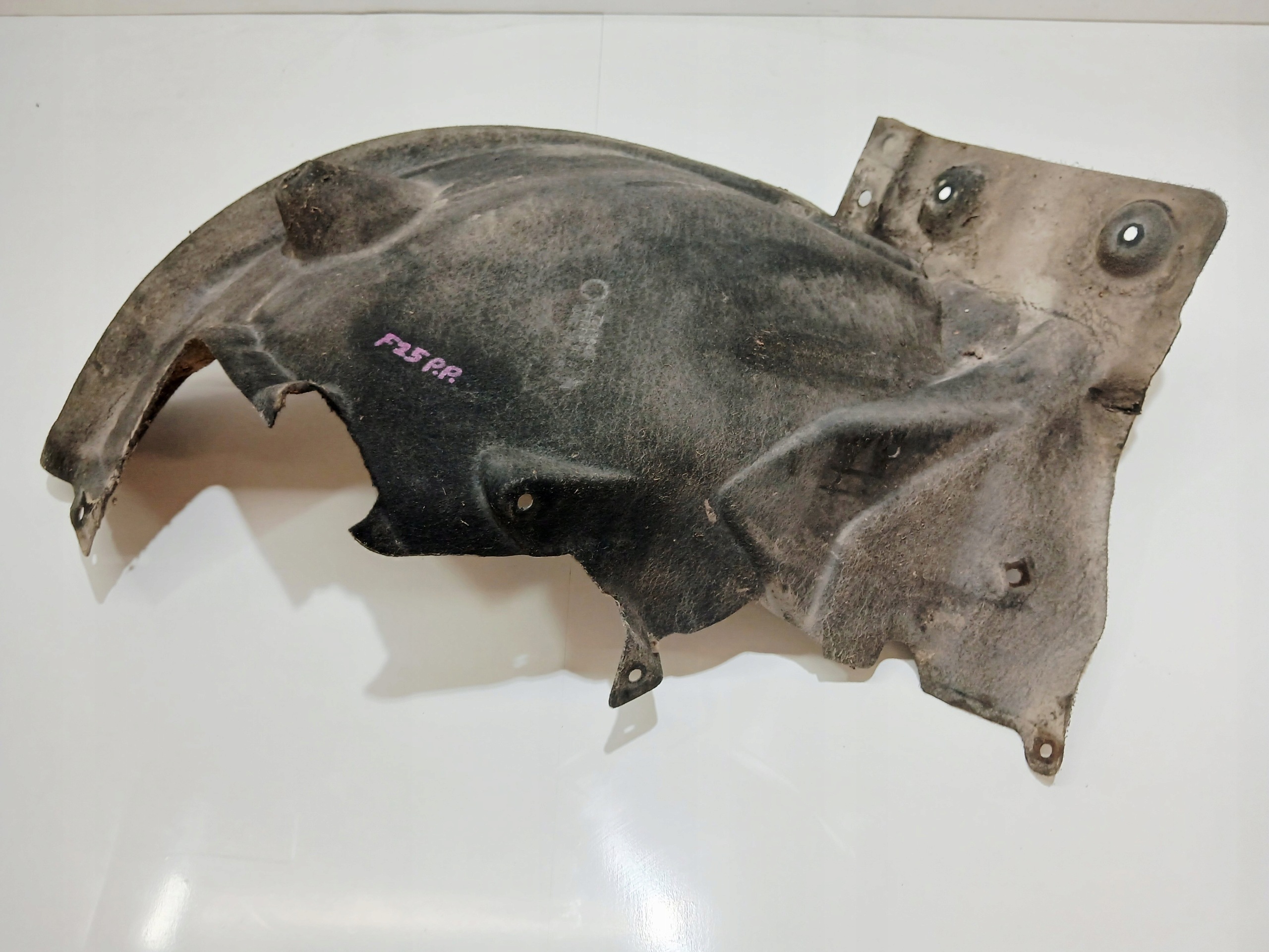 mudguard right front BMW X3 F25 (24235639)