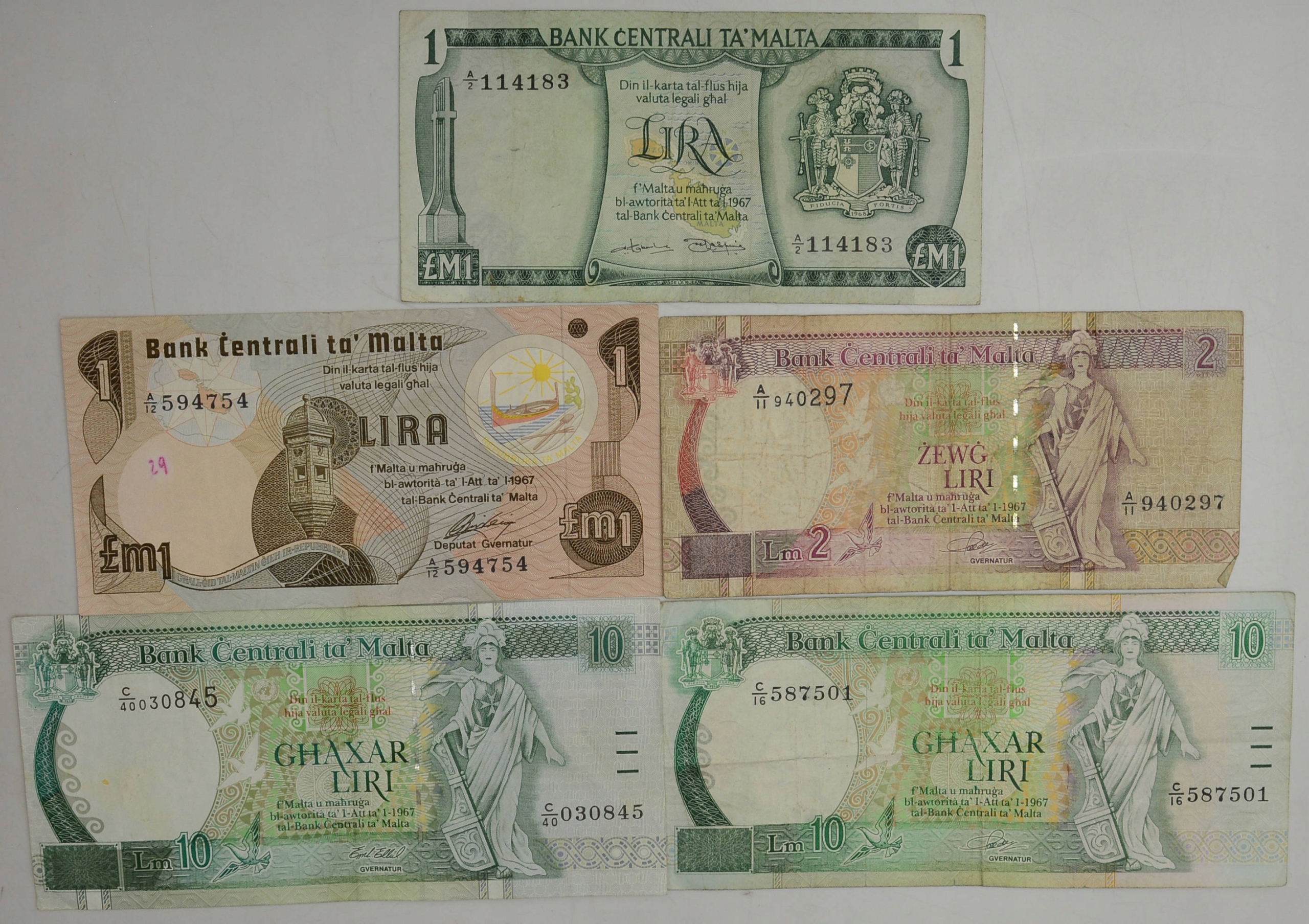 1.aj.Zest.Malta, Banknoty szt.5, St.3+