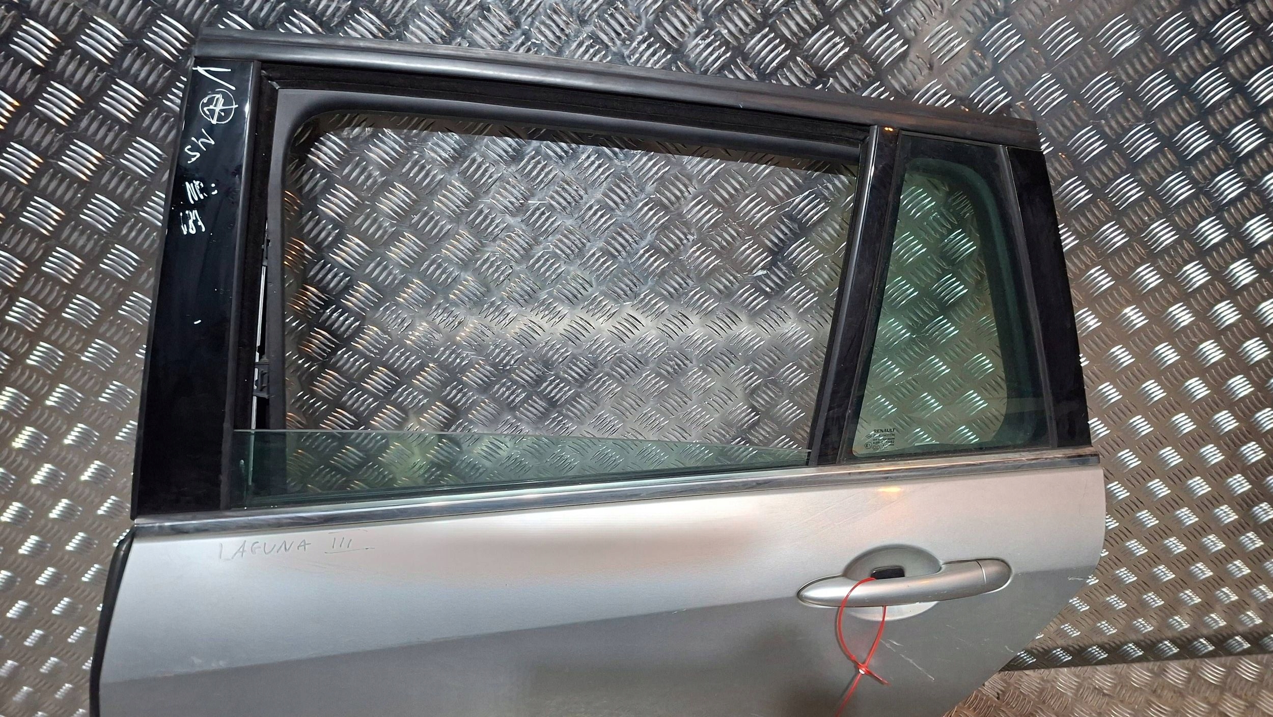 Tür heck links RENAULT LAGUNA III KOMBI 2007
