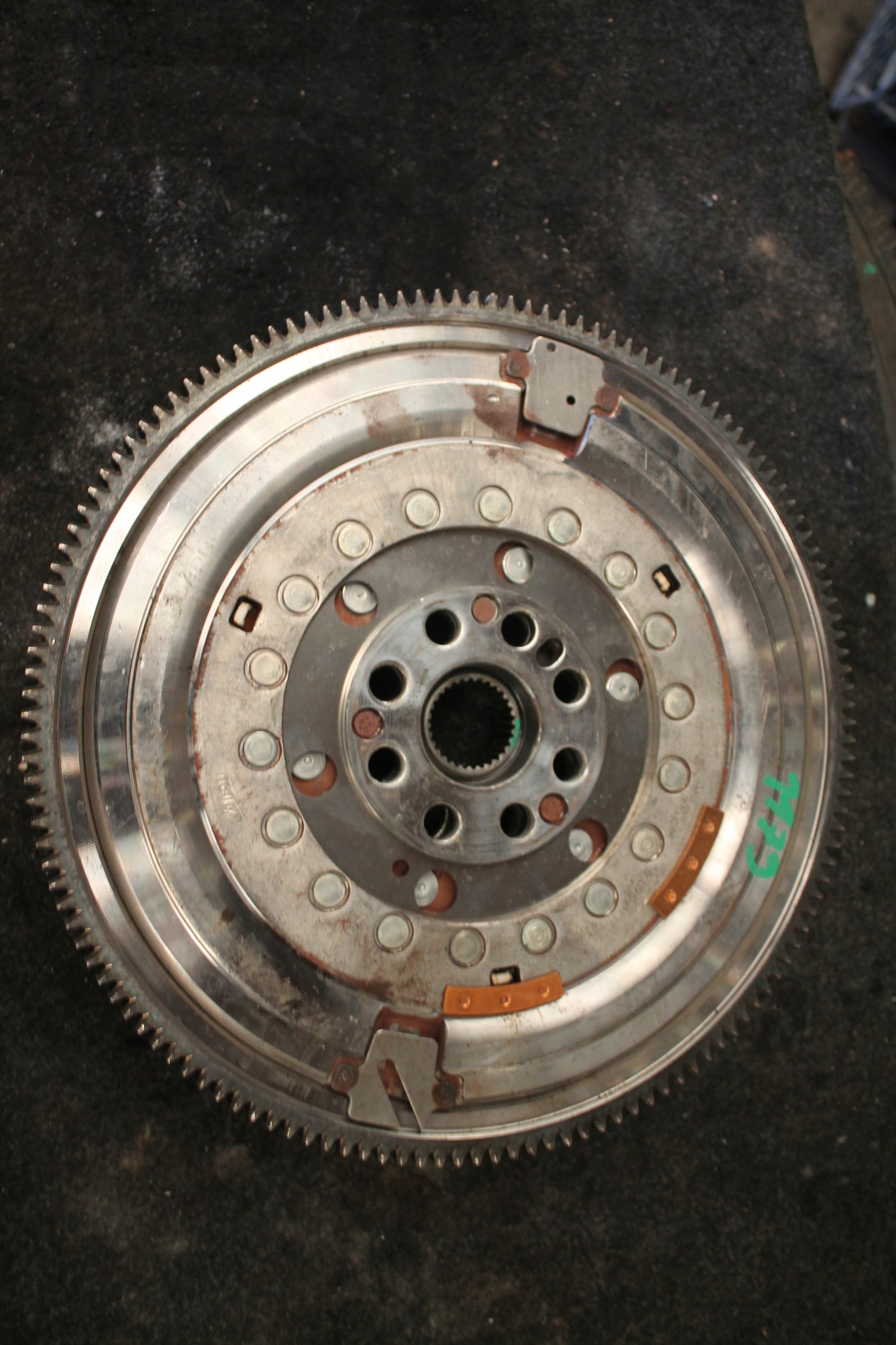 1179. wheel flywheel BMW 865563705