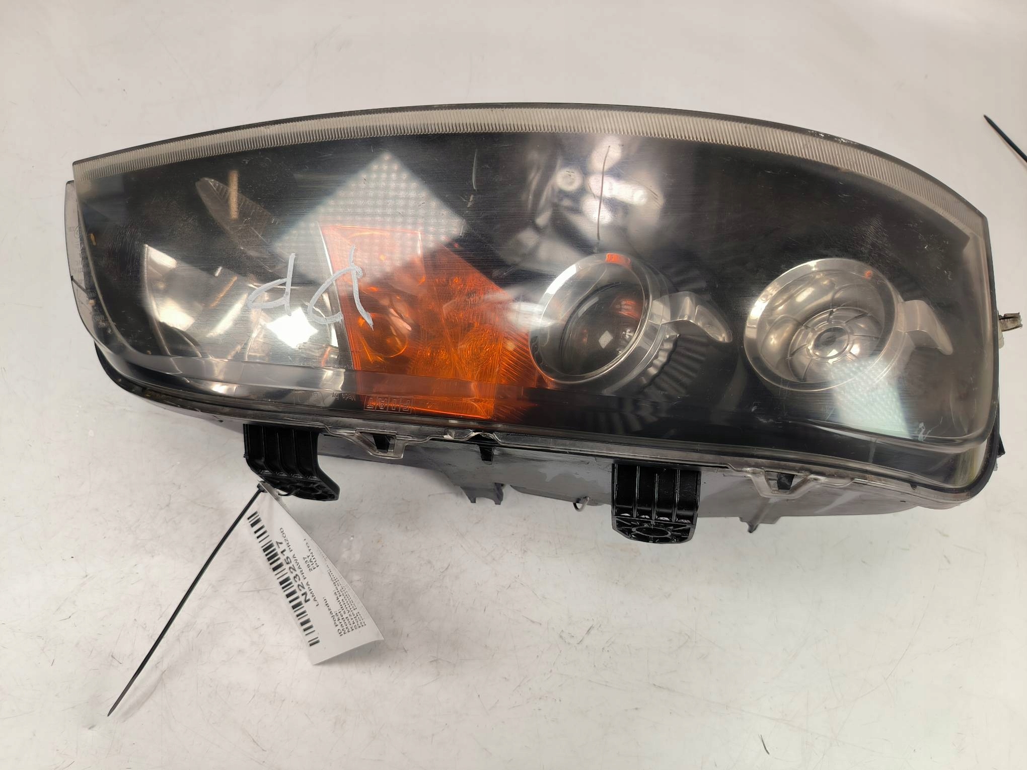 light right front FIAT PUNTO and