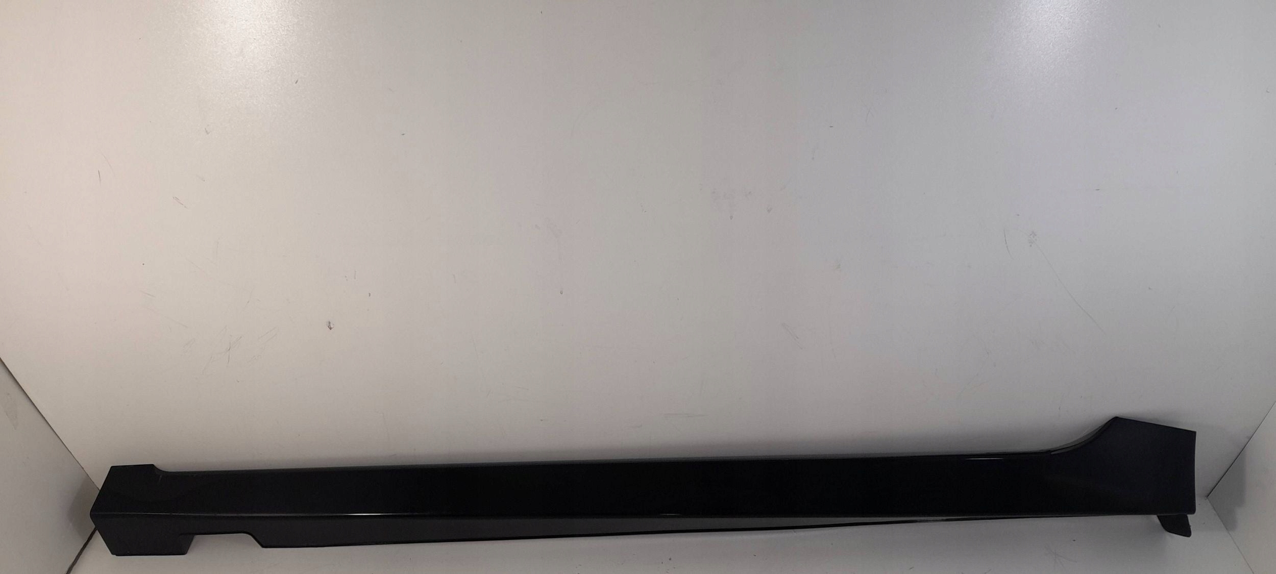Hyundai Ioniq moulding threshold left 87751G2000 (LS67)