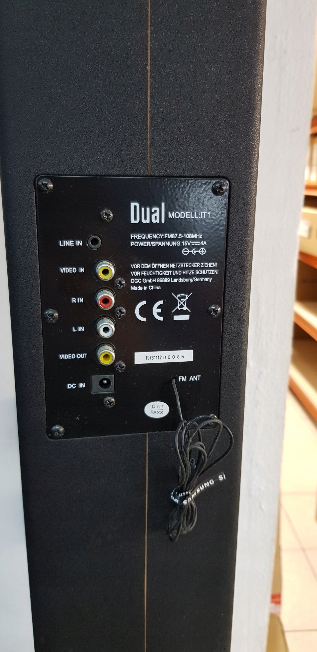 Kolumna Dual IT 1 Sound-Tower Black Iphone Ipod Rodzaj odtwarzanych nośników brak informacji