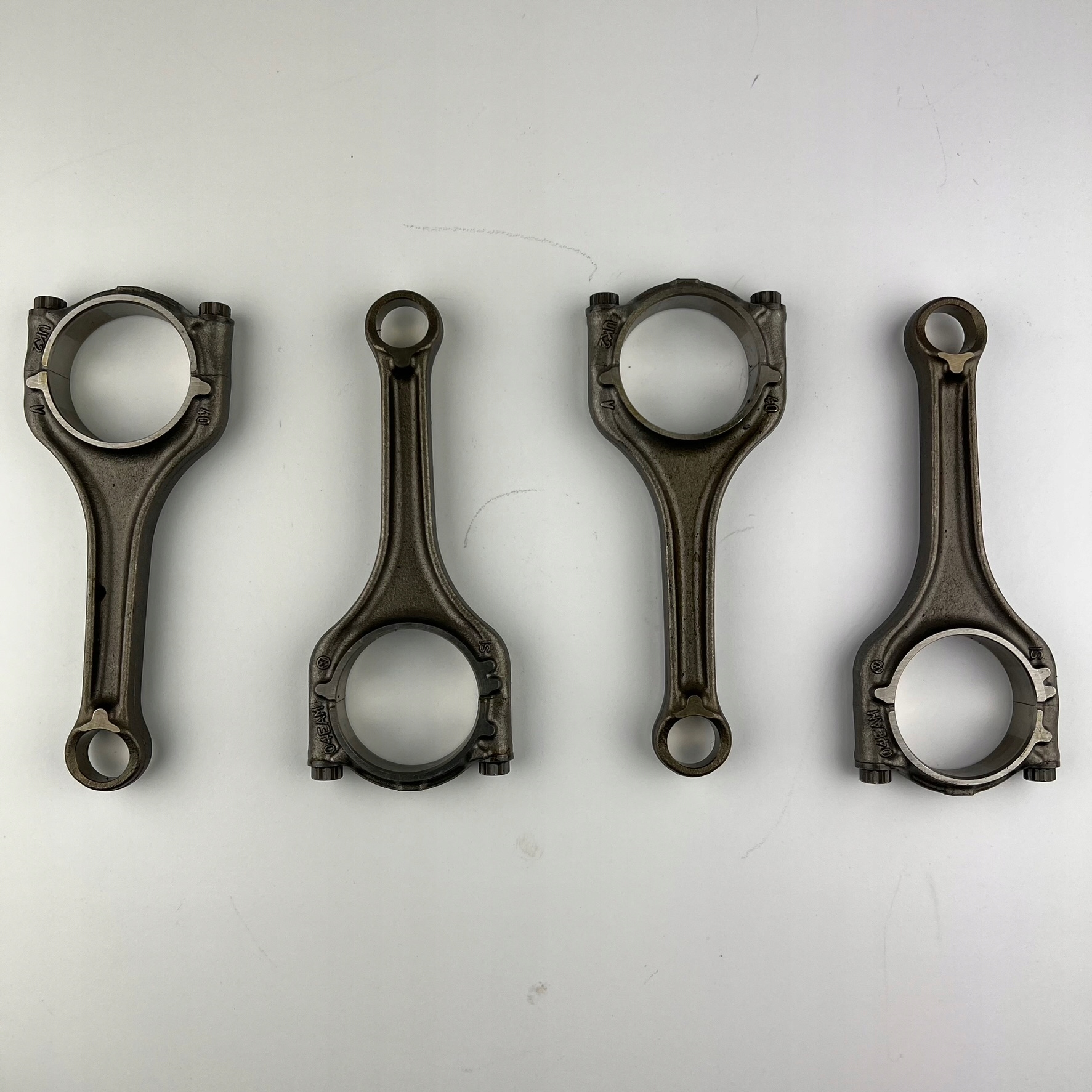 04EAM 04E - ШАТУН VW AUDI SKODA SEAT 1.5 TSI TFSI