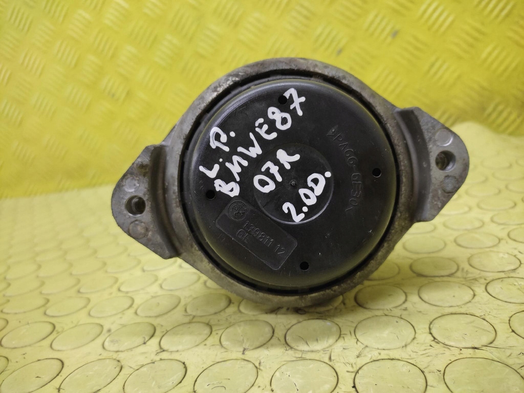 BMW 1 E87 2.0 D engine mount left front 13981112