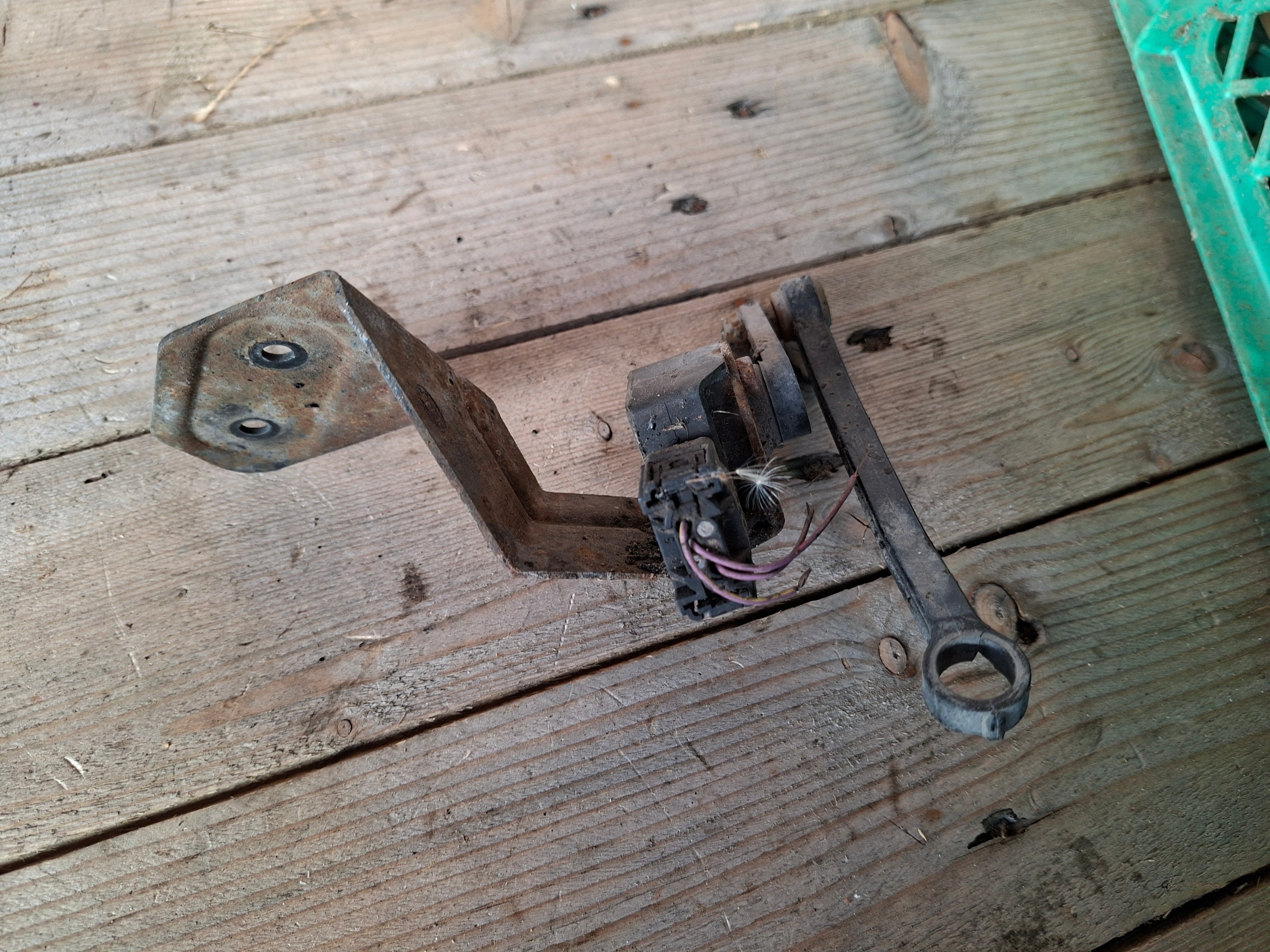 A4 B7 B6 sensor POZIOMOWANIA XENON front 8E0907503
