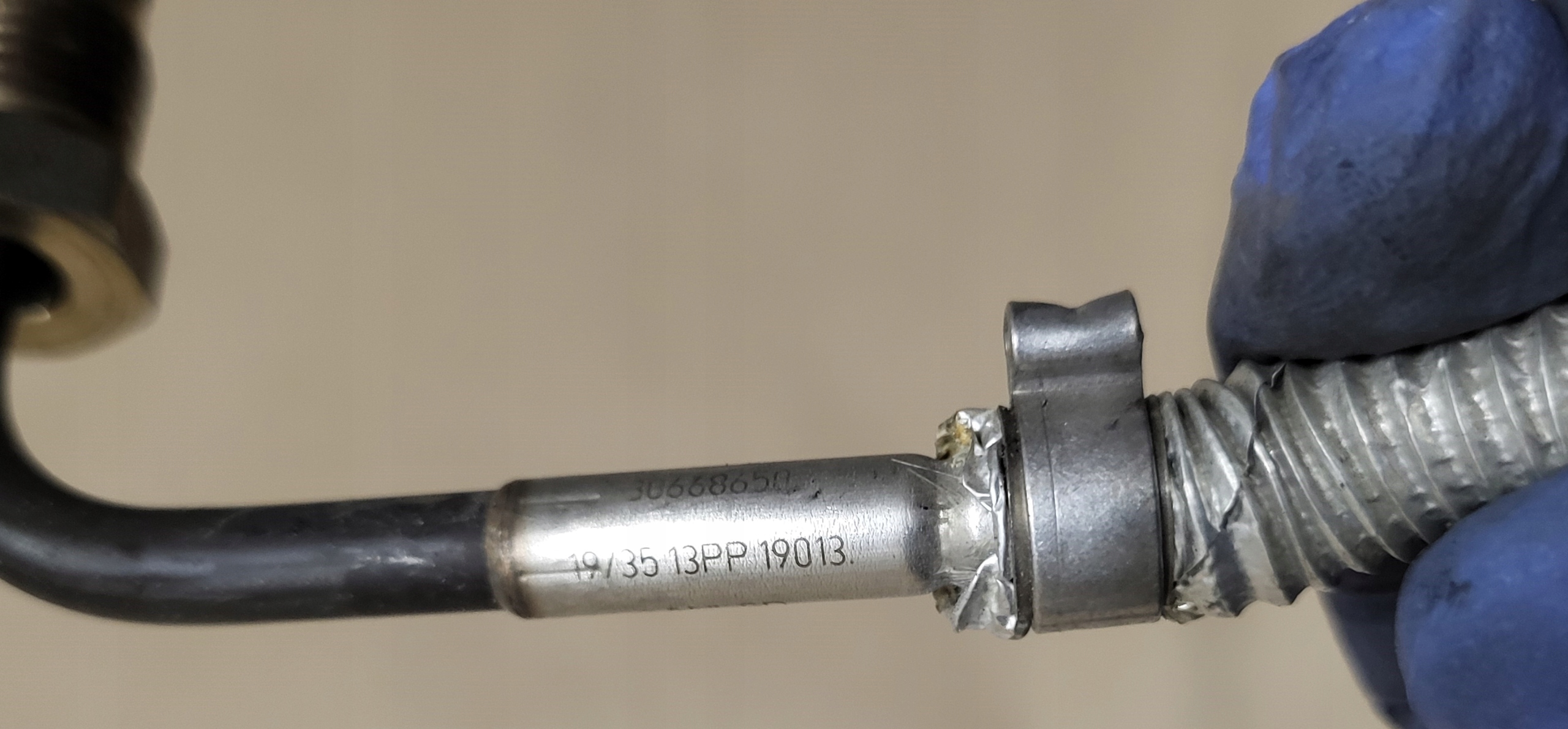 Sensor TEMPERATURY Gase VOLVO XC60 II XC90 V90 2.0D MILD HYBRID OE