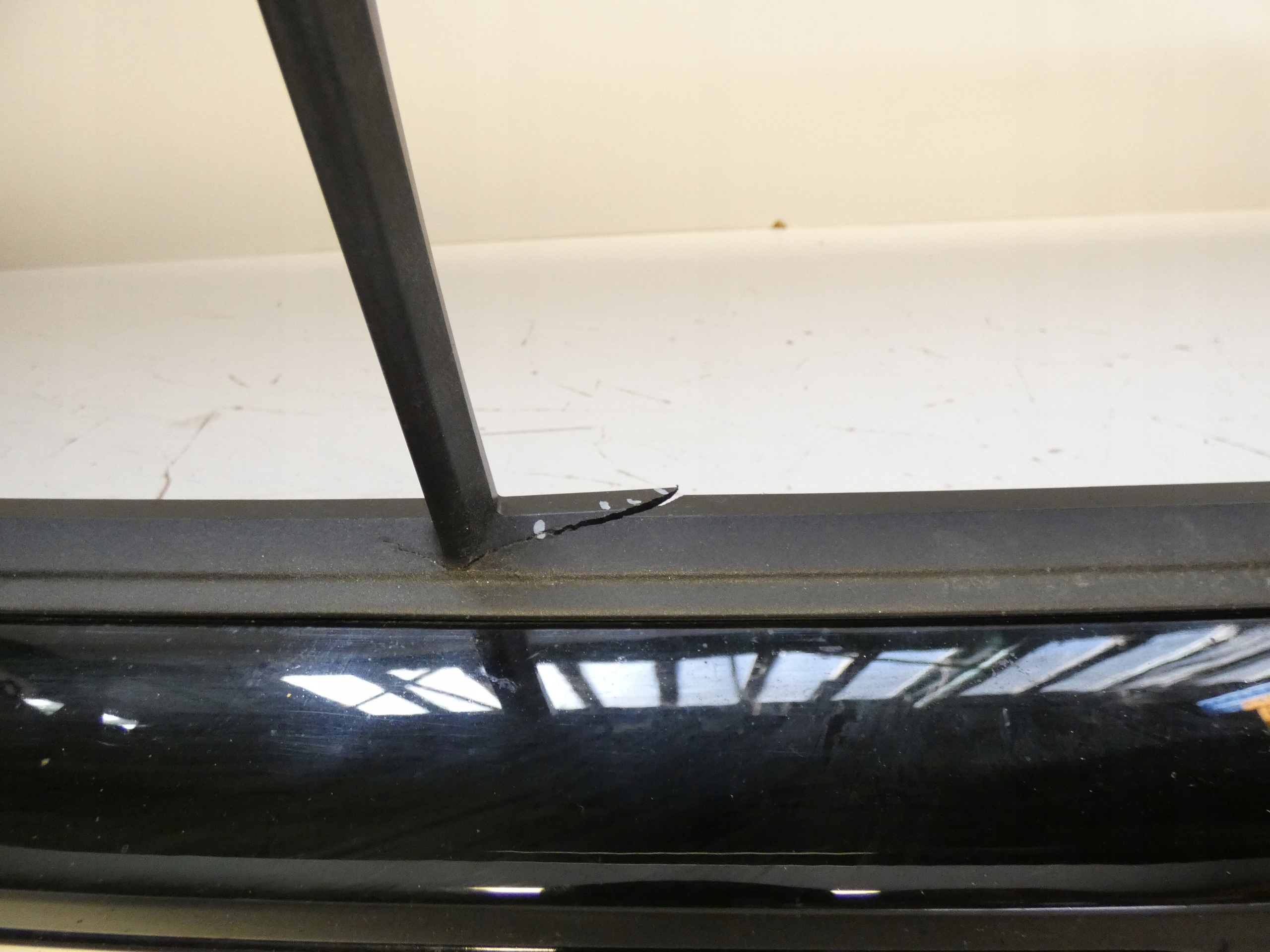 AUDI Q8 E-TRON FL S-LINE 4KE807725 POD 6 PDC SPRYSKI ZDERZAK PRZÓD PRZEDNI Typ samochodu Samochody osobowe