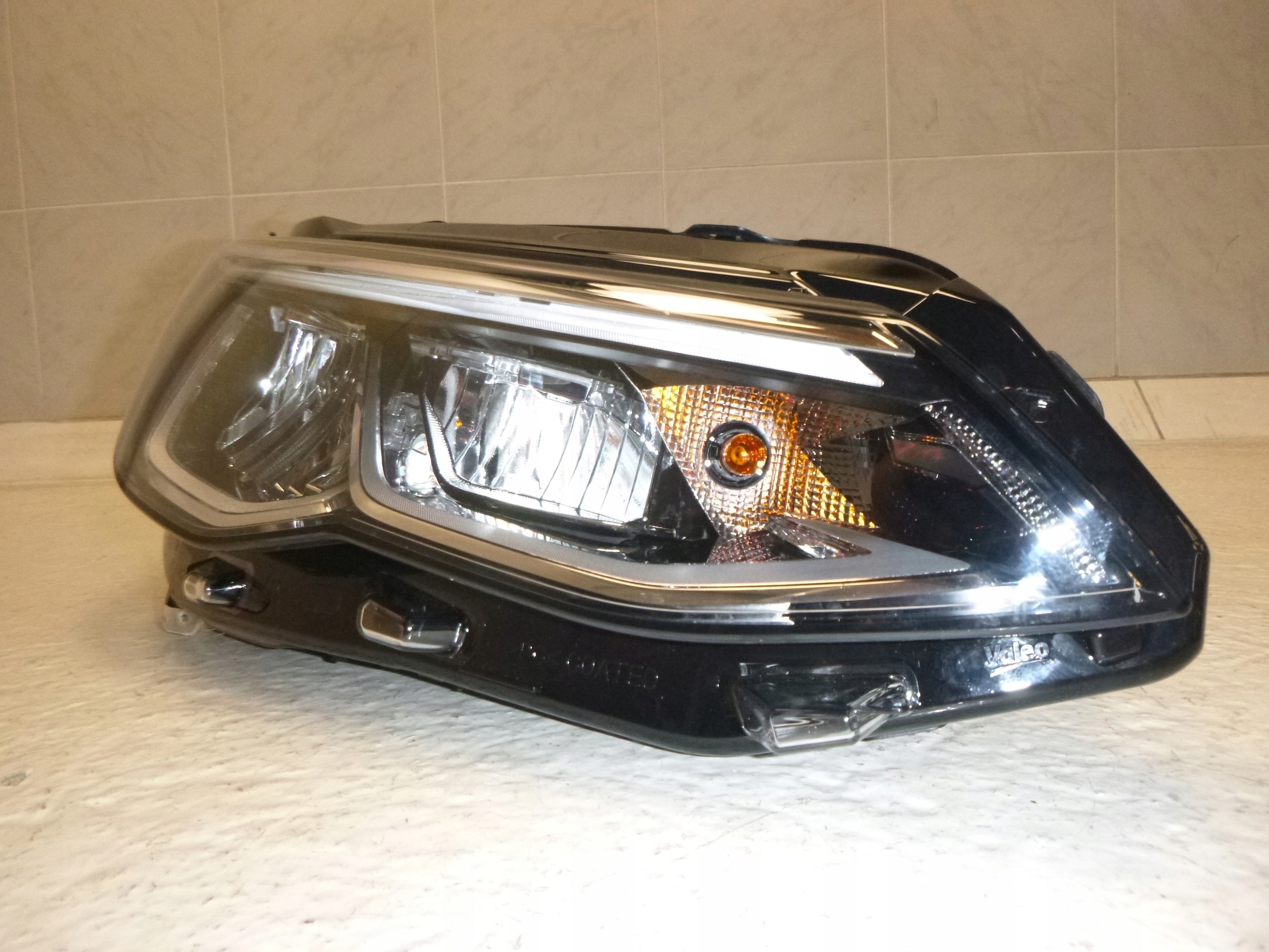 VW GOLF VIII light front FULL LED right left 6 PIN