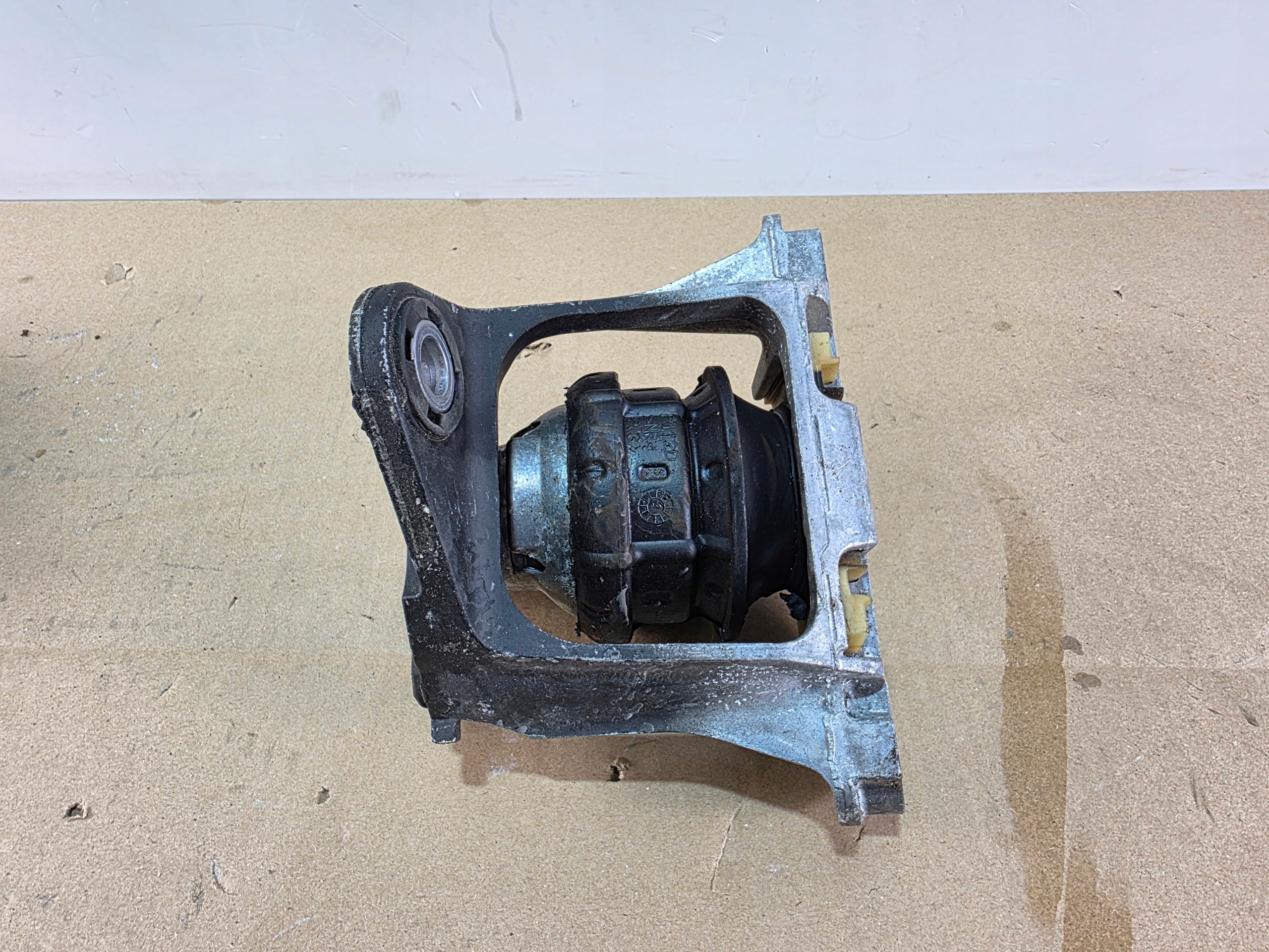 holder engine mount VOLVO XC60 II XC90 II LIFT 32298661