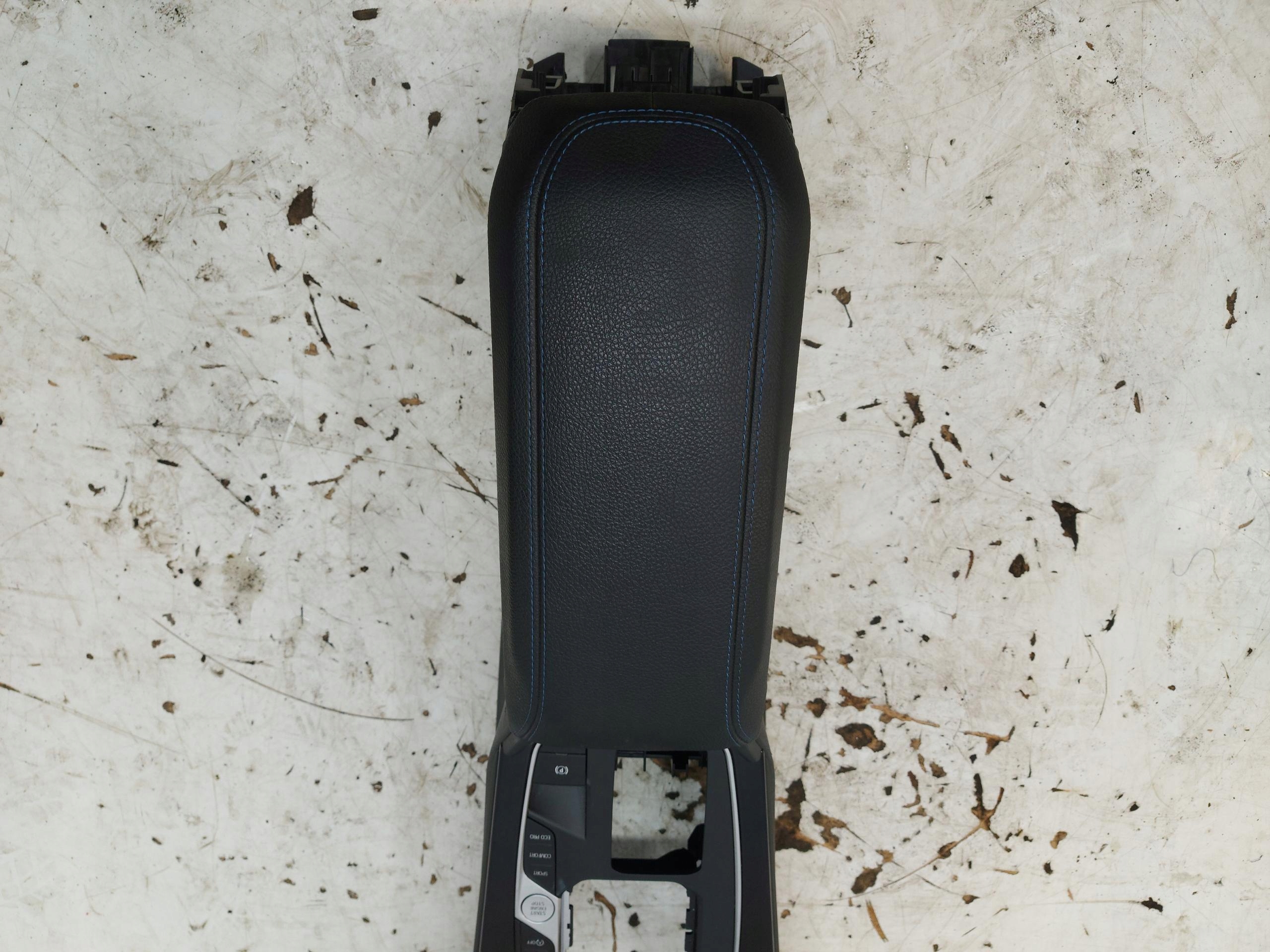 BMW F40 118i tunel central armrest frame chrom dekor 5a369d0