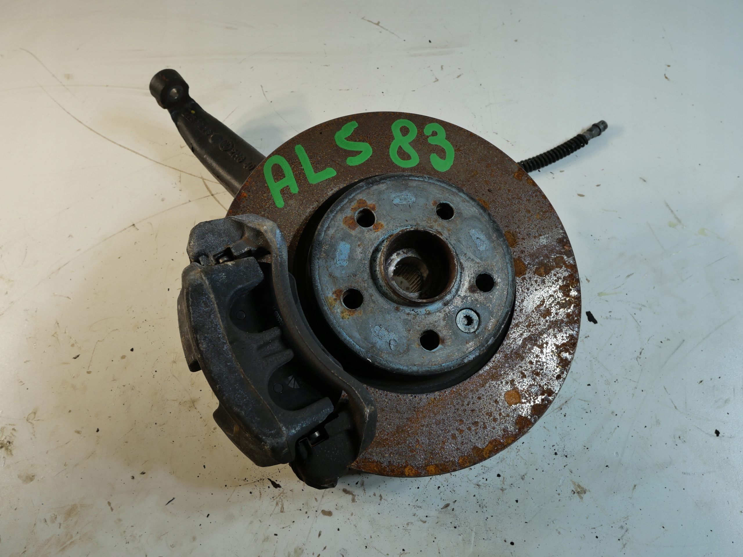 VW AMAROK swing left front 2H6407257
