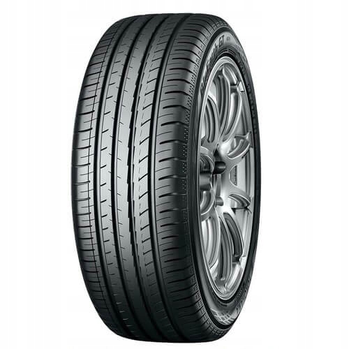 4X літні шини 215 / 65R16 Yokohama BluEarth-GT